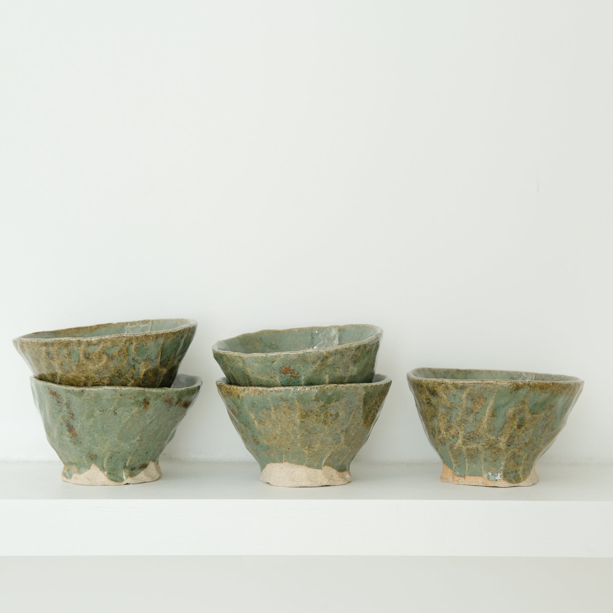 Bol grès blanc D9,5cm - vert satiné d'Estudio Vernis chez Brutal Ceramics