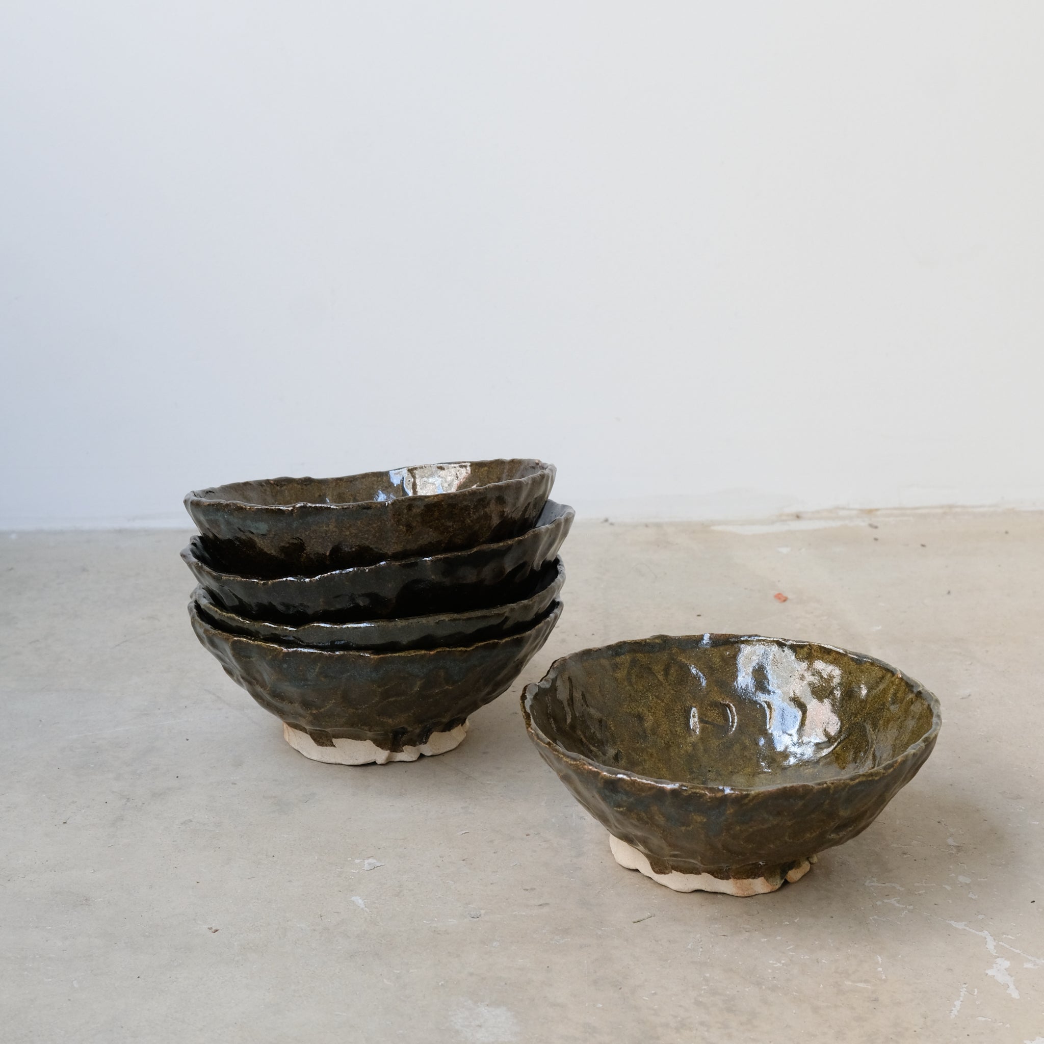 Bol en grès D 16cm - marron noir d'Estudio Vernis chez Brutal Ceramics
