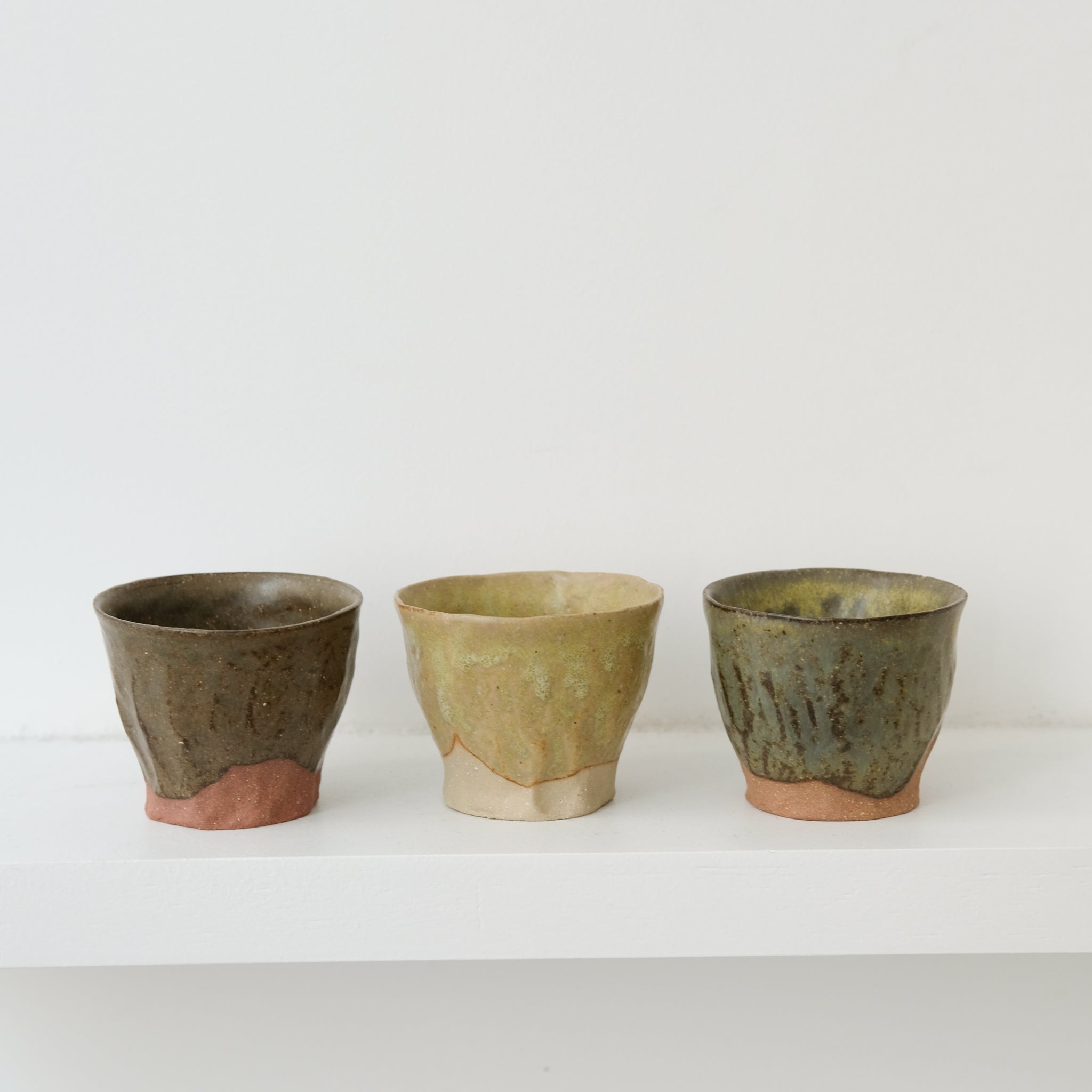 Tasse en grès 70ml - Jaune clair de La Poterie du Chaillou chez Brutal Ceramics