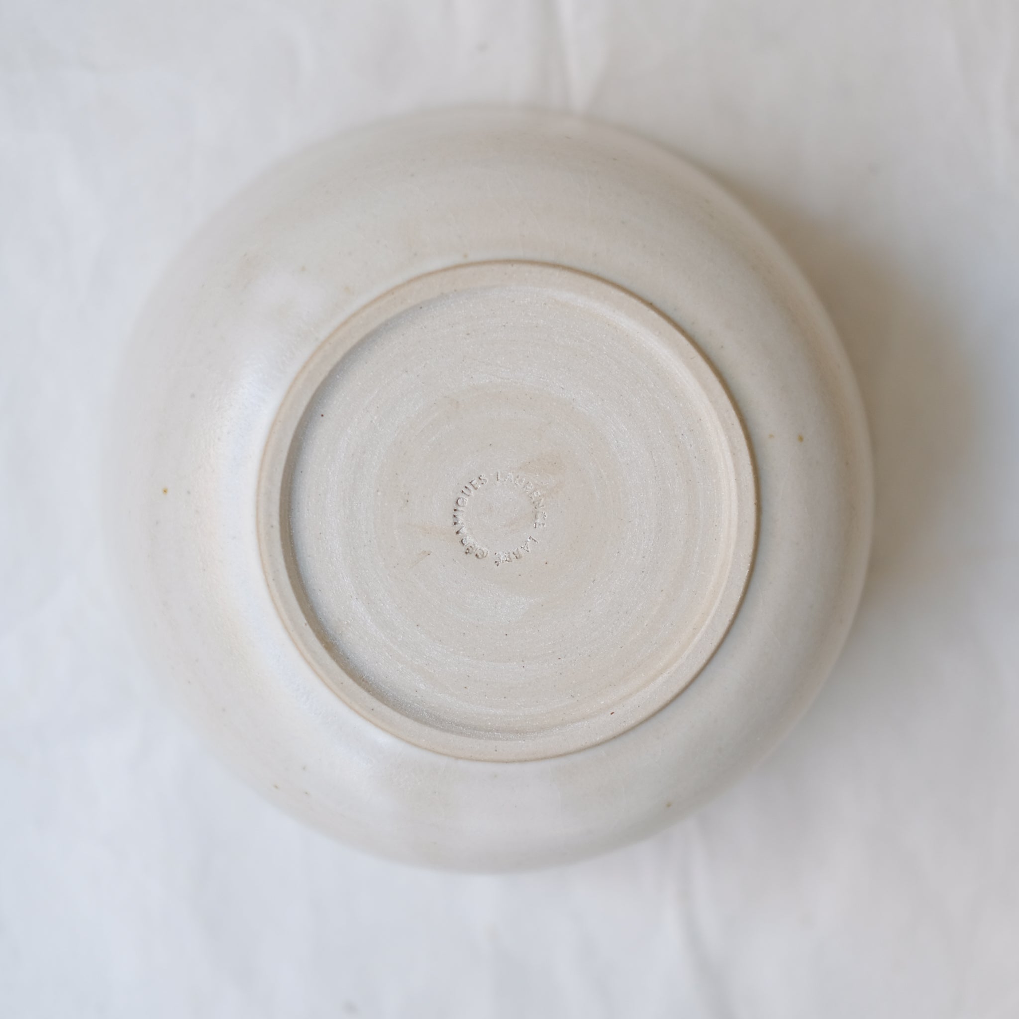 Saladier en grès D 17,5cm - Beige satiné par Laurence Labbé chez Brutal Ceramics