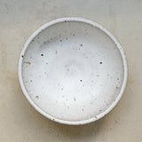Saladier en terre d'Aizenay D 30cm - blanc par Benoit Audureau chez Brutal Ceramics