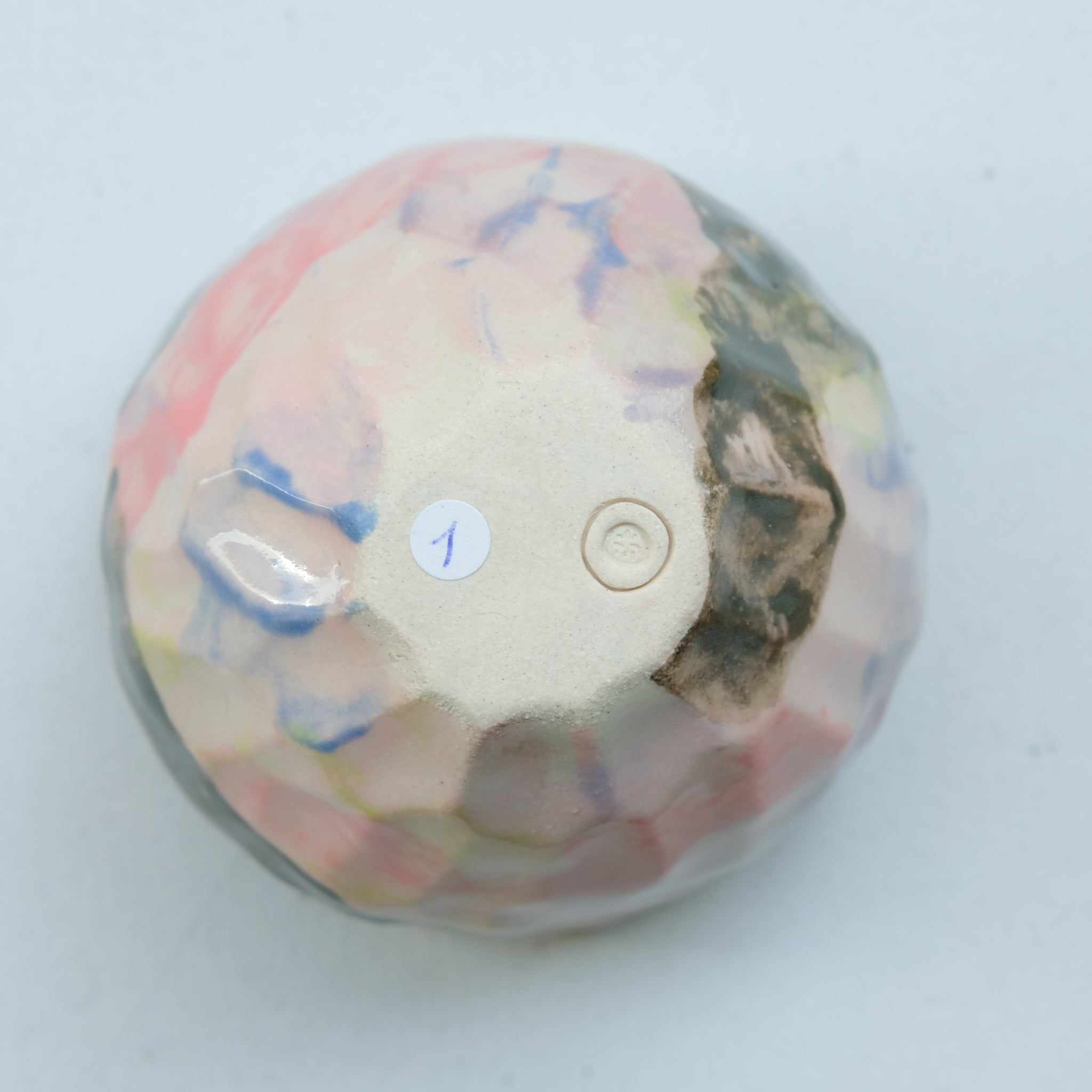 Tasse 01 en grès 180ml - multicolore de Camille Létoffé chez Brutal Ceramics