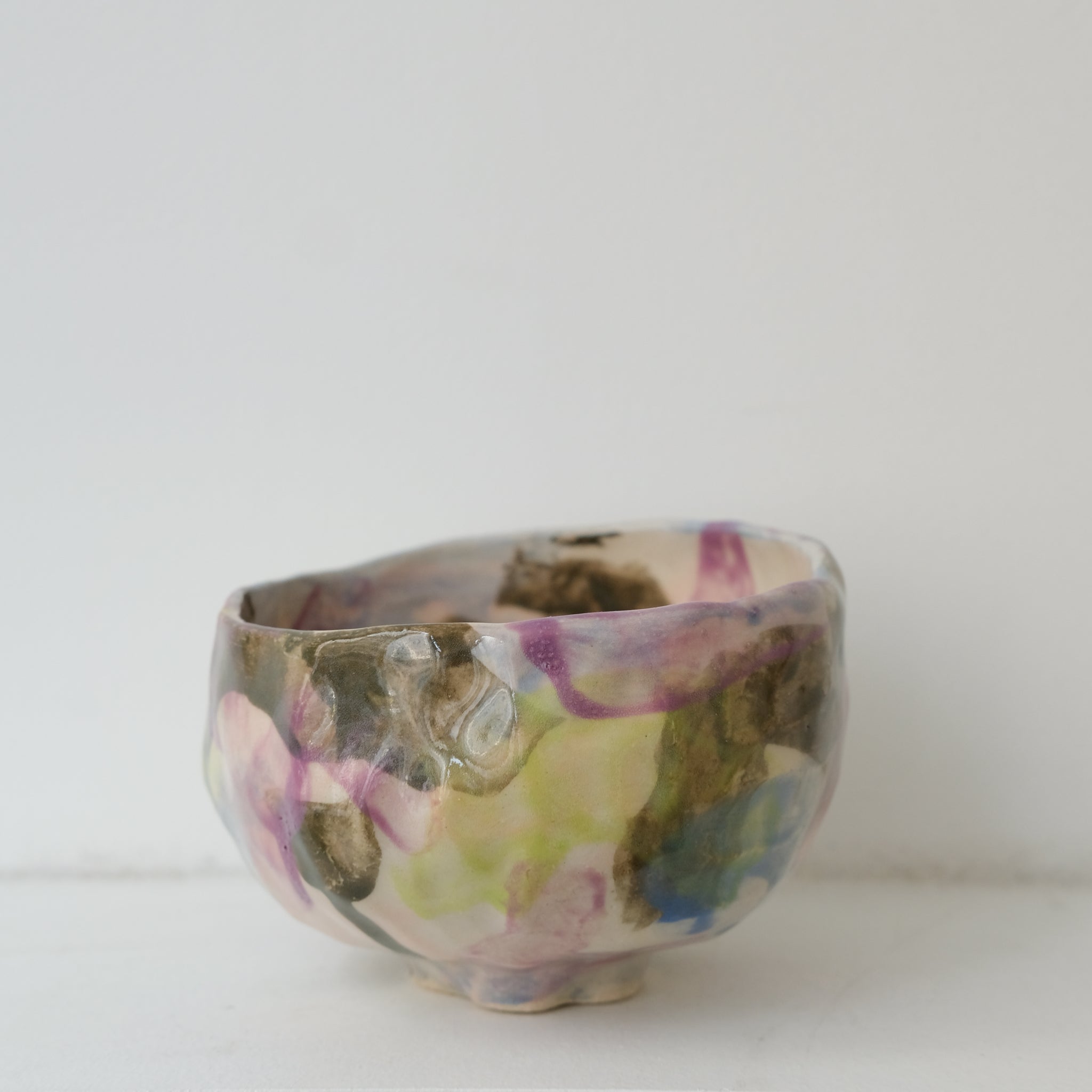 Tasse 08 en grès 180ml - multicolore de Camille Létoffé chez Brutal Ceramics