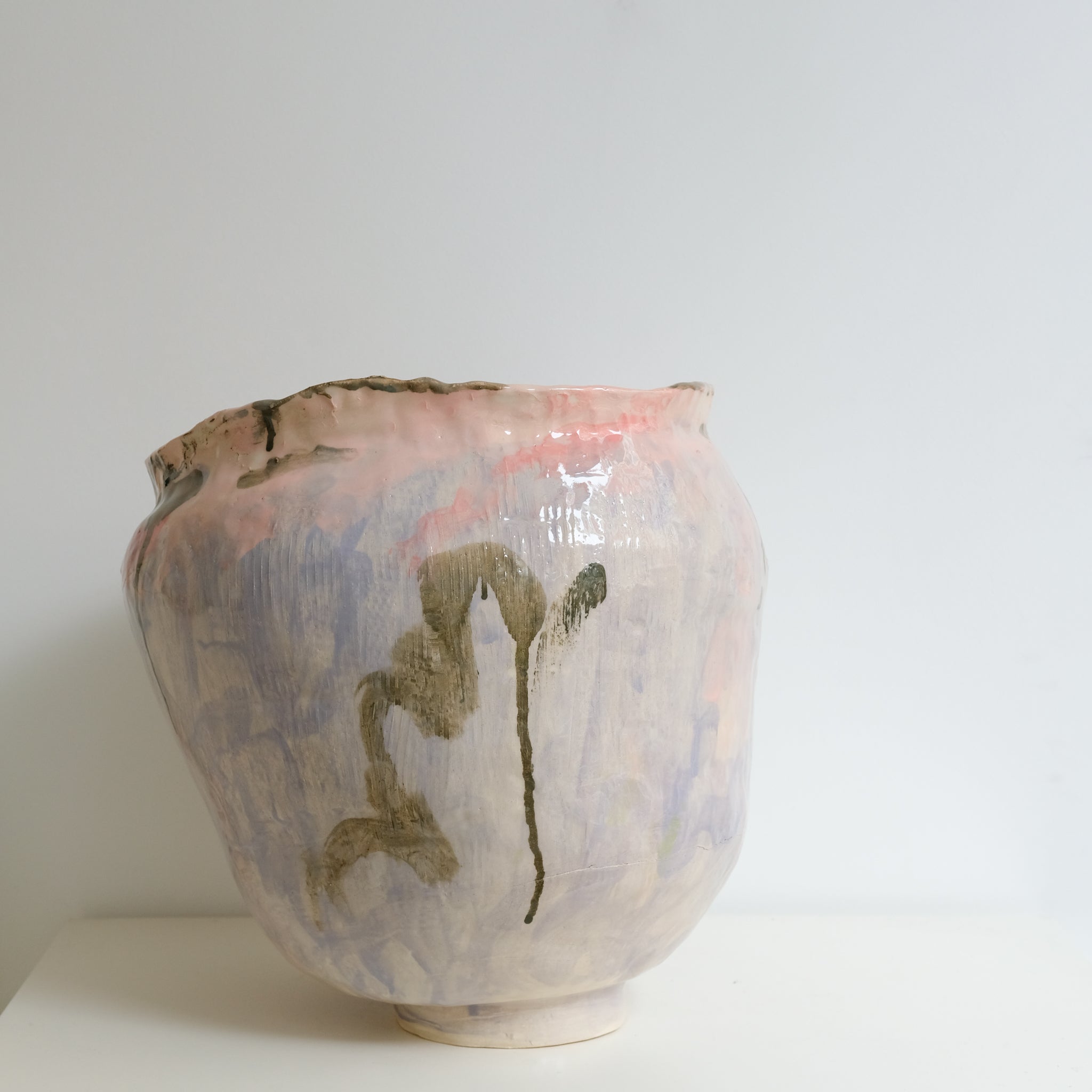 Vase en grès H 35cm - multicolore de Camille Létoffé chez Brutal Ceramics