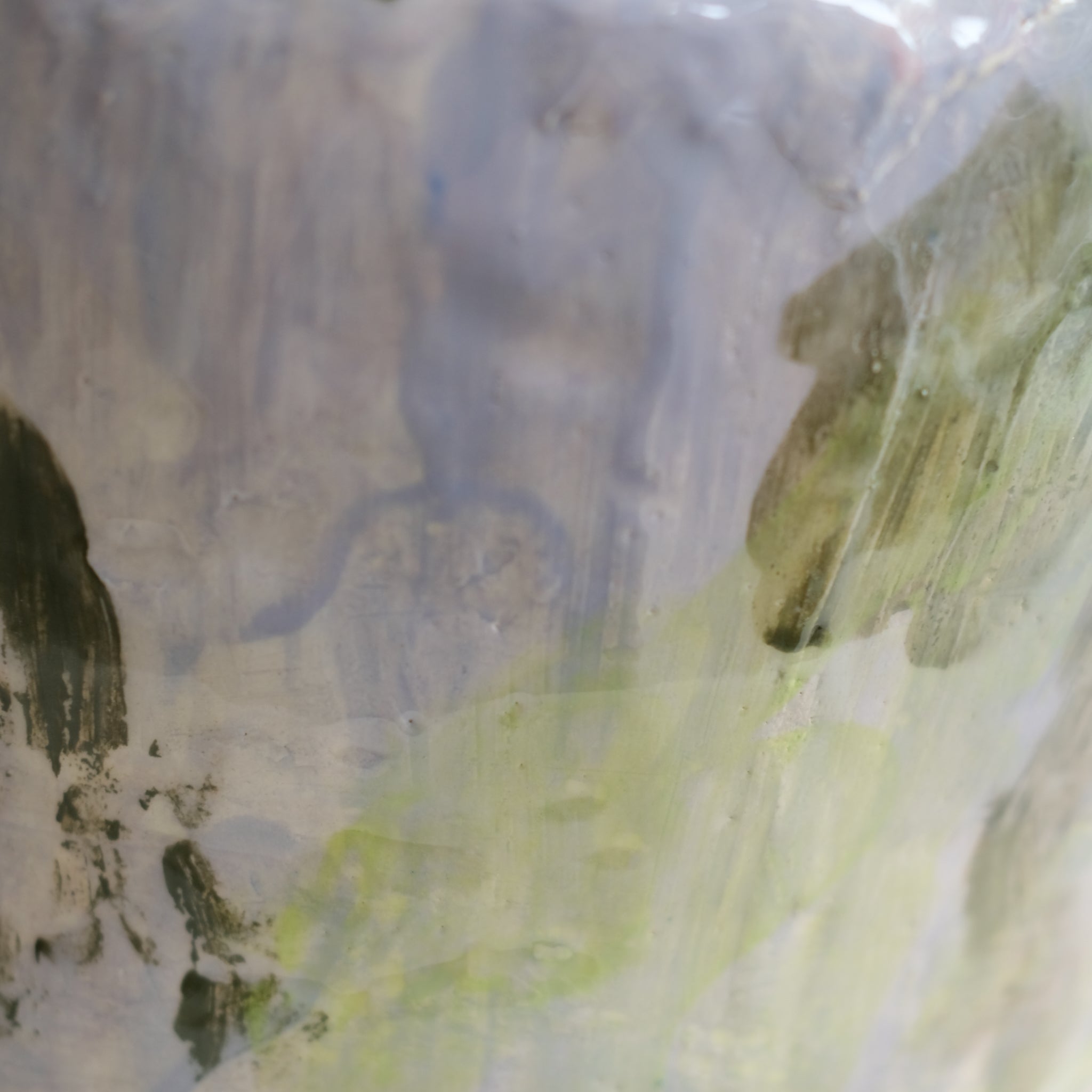 Vase en grès H 35cm - multicolore de Camille Létoffé chez Brutal Ceramics