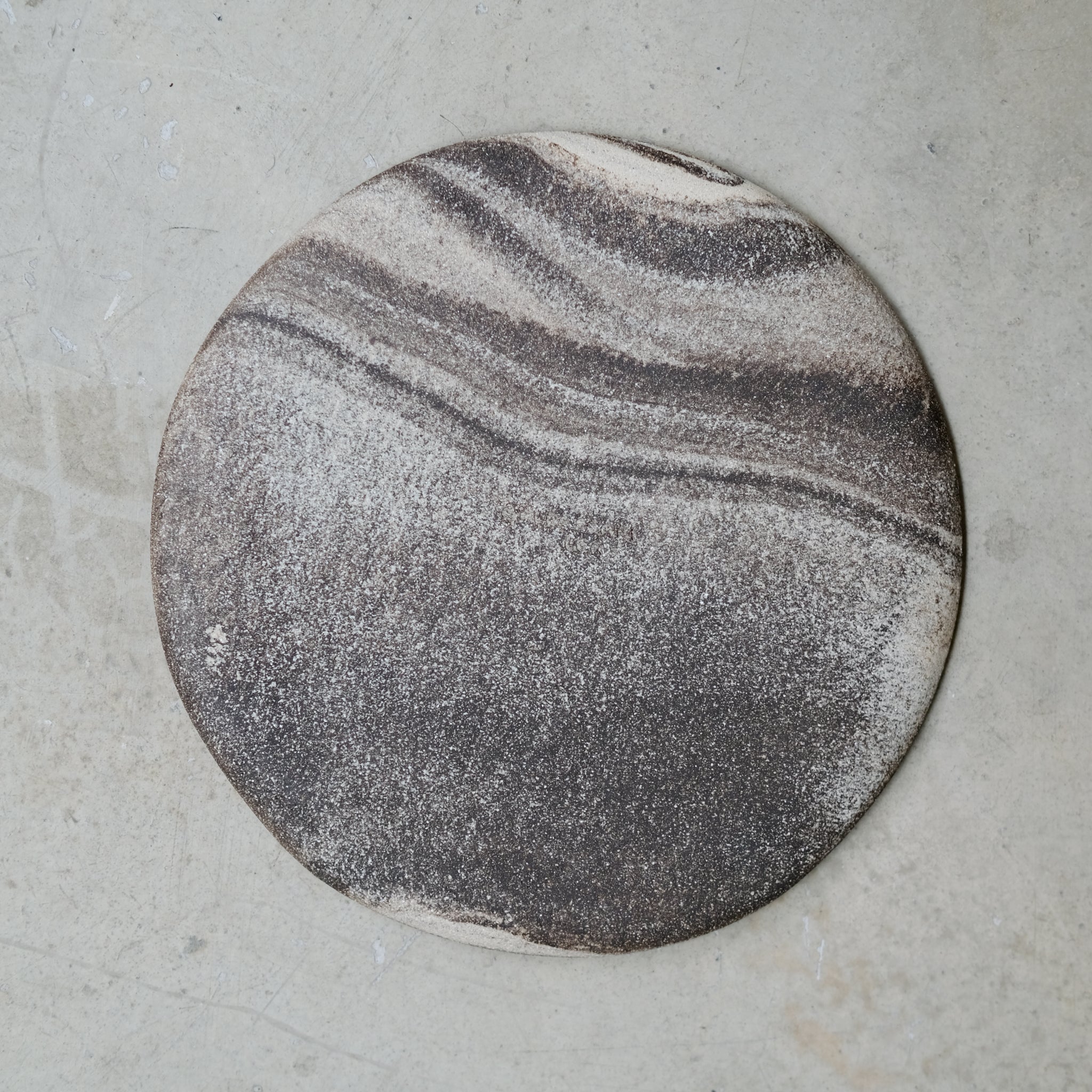 Mixed clay plate D 21cm - Beige and chocolate