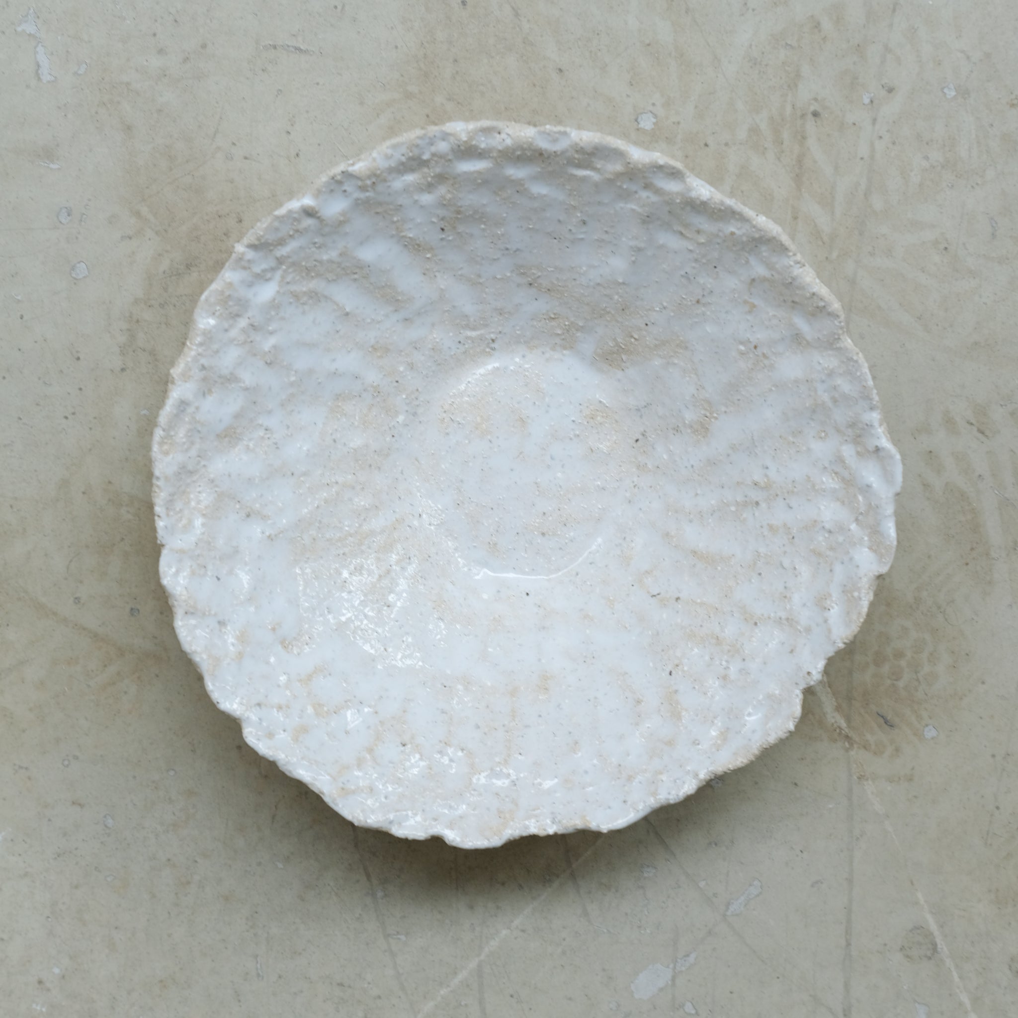 Bol en grès blanc D 17,5cm - Blanc brillant de Léa Baldassari chez Brutal Ceramics