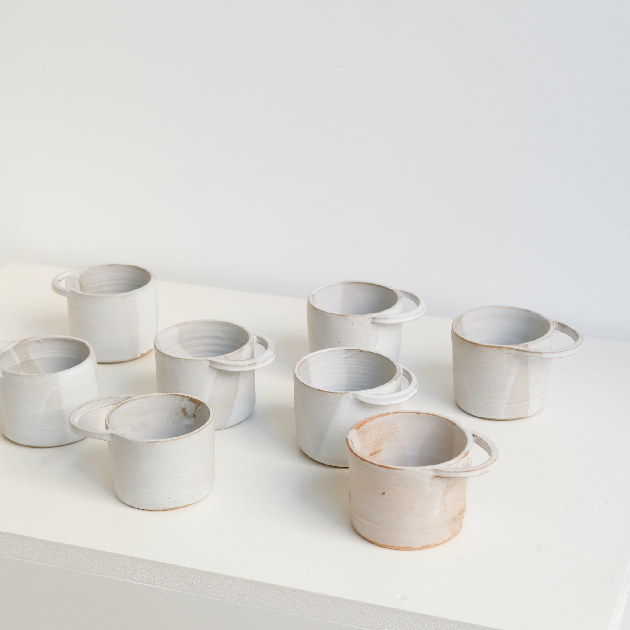 Tasse "ZOEY" en grès 110ml - blanc mat par Tom and Folks chez Brutal Ceramics