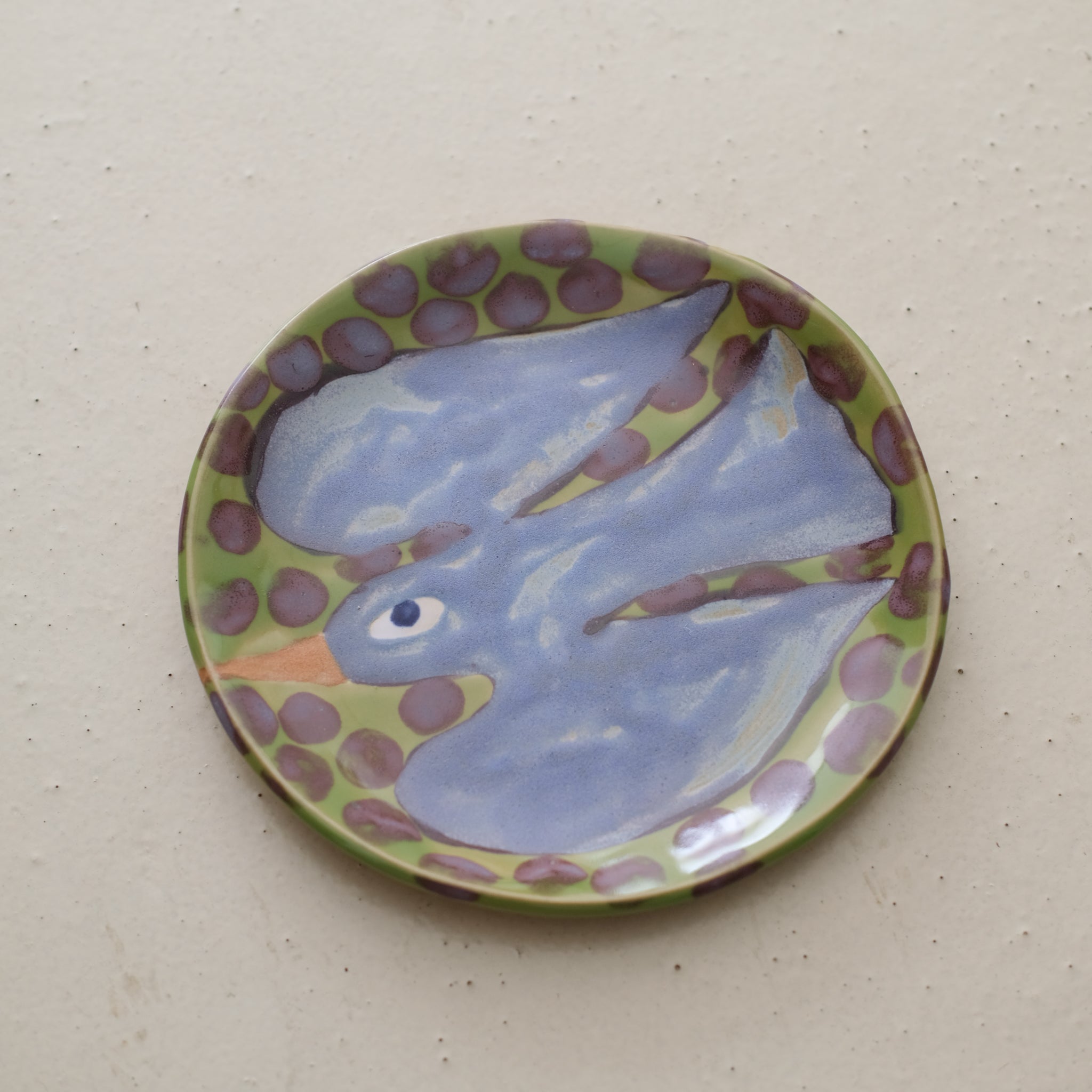 Assiette W24MY06 en grès D 18,5cm - multicolore de Marie-Yaé Suematsu chez Brutal Ceramics