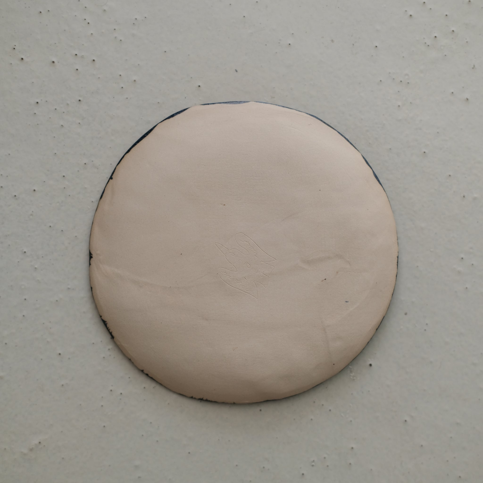 Assiette W24MY24 en grès D 16,5cm - multicolore de Marie-Yaé Suematsu chez Brutal Ceramics