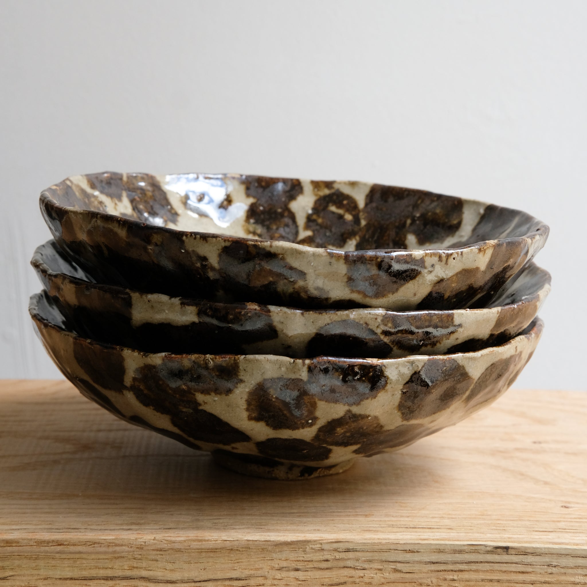 Bol en terre recoltée D 18cm - tacheté de Potry chez Brutal Ceramics