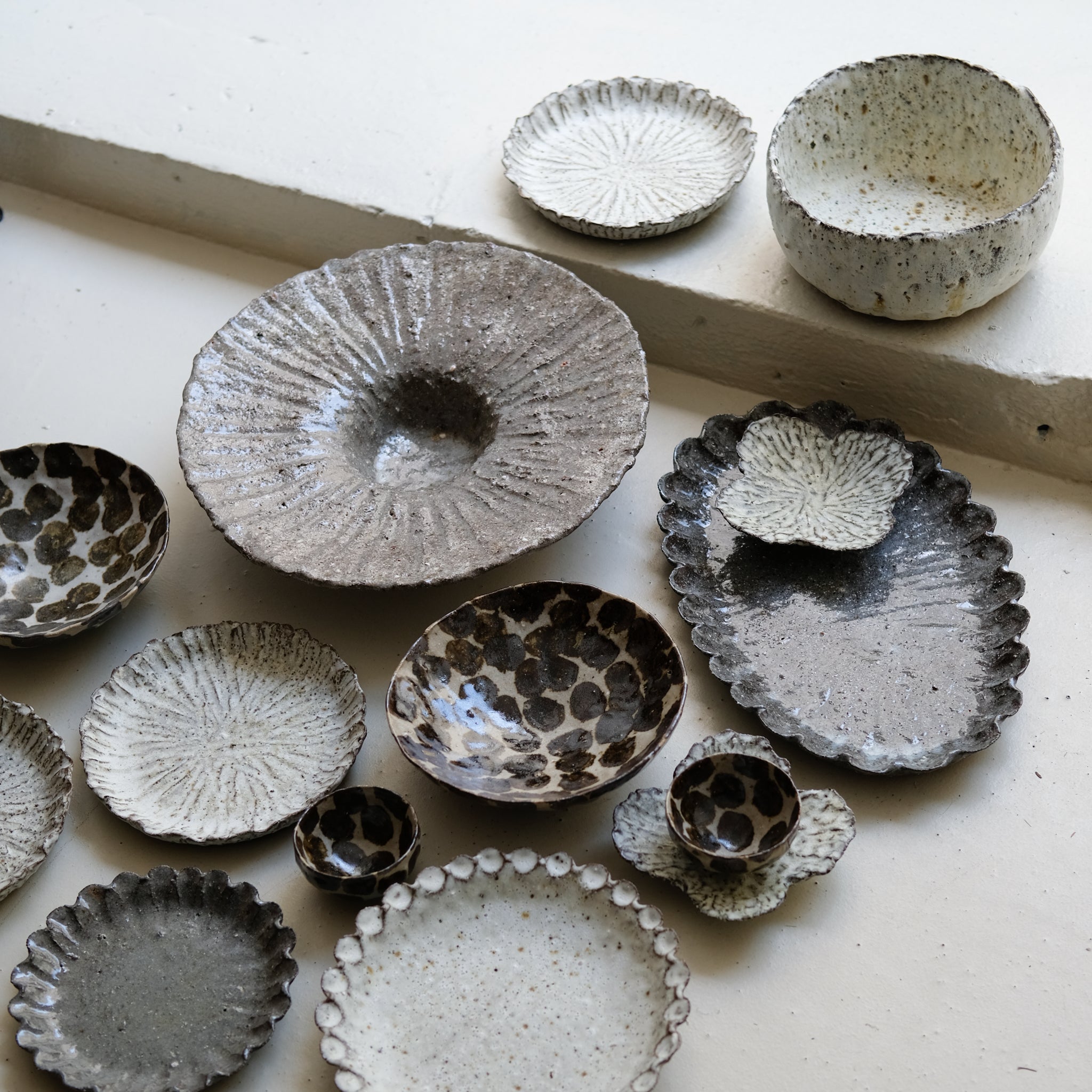 Saladier en terre recoltée D 21cm - blanc mat de Potry chez Brutal Ceramics