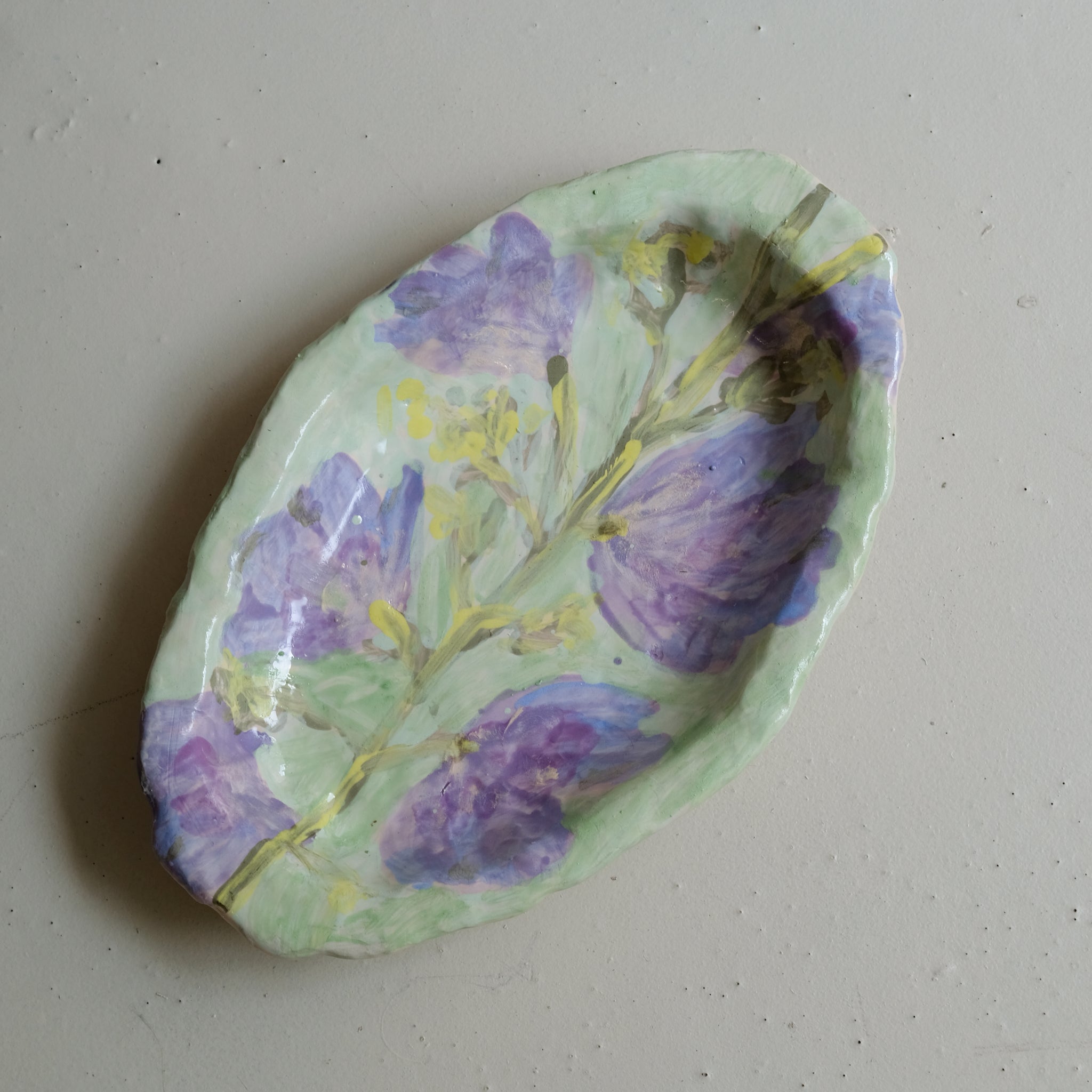Plat SU25-05 oval en faïence L 35cm - multicolore Samantha Kerdine pour Brutal Ceramics