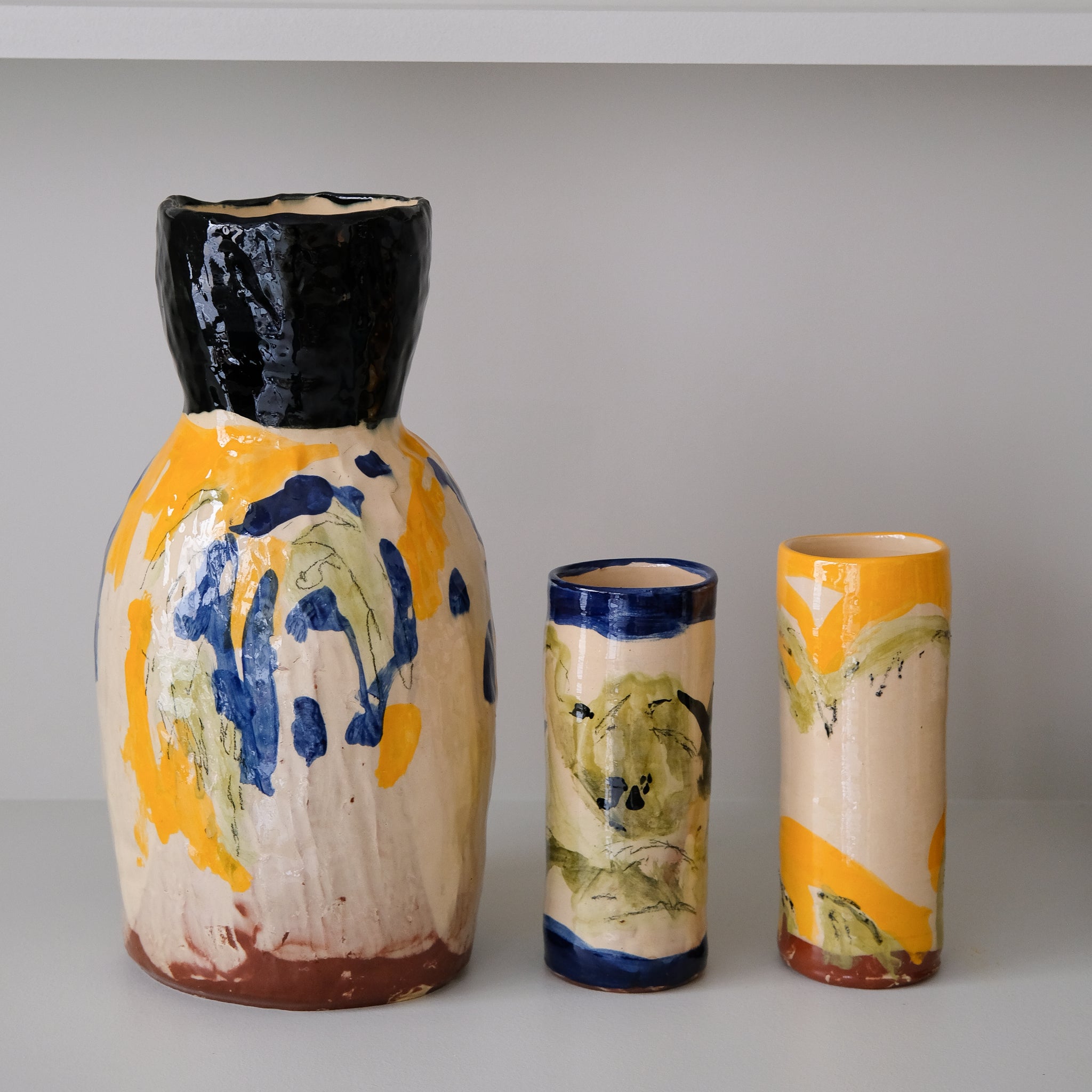 Vase 05 en faïence rouge H 23cm - Multicolore d'Héloise Bariol chez Brutal Ceramics