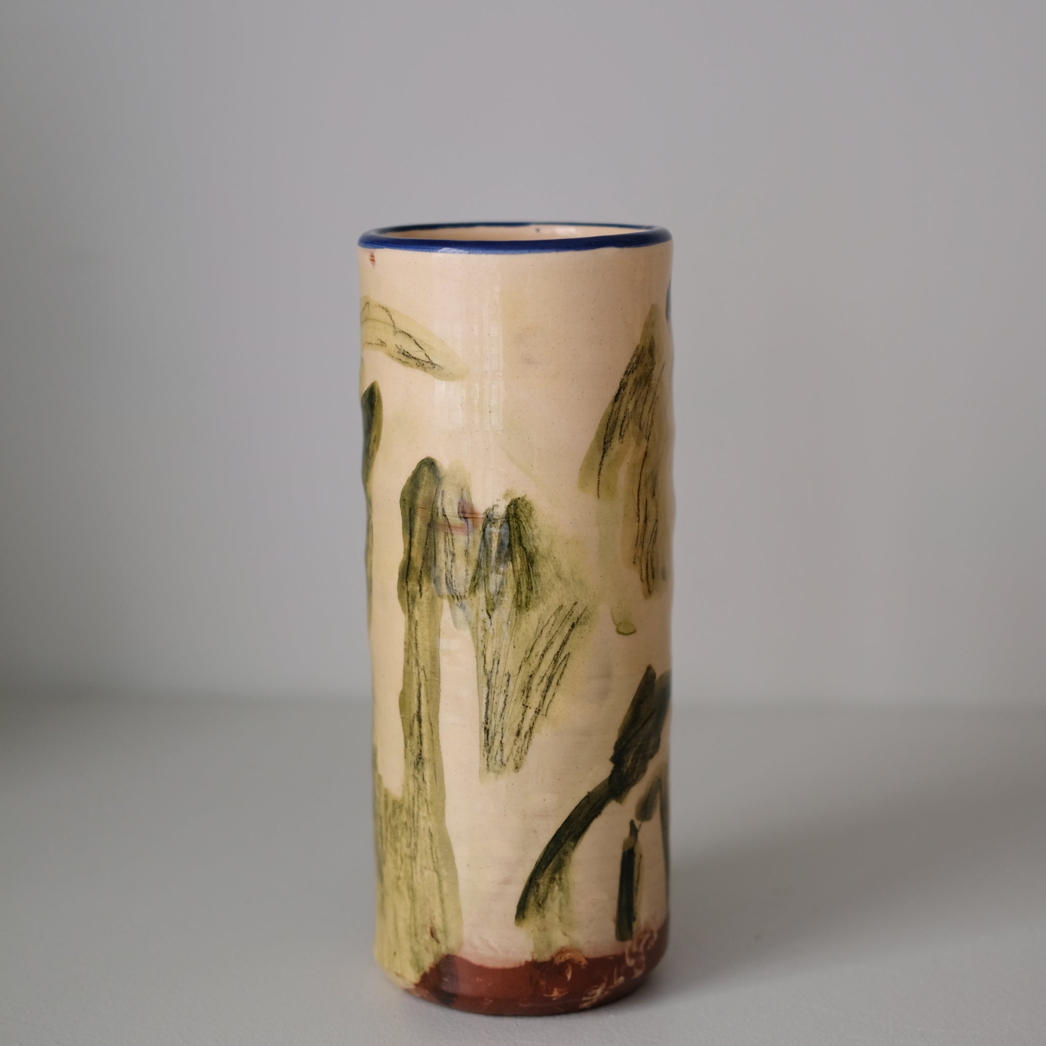 Vase SP26HB04 en faïence rouge H 23cm - Multicolore d'Héloise Bariol chez Brutal Ceramics