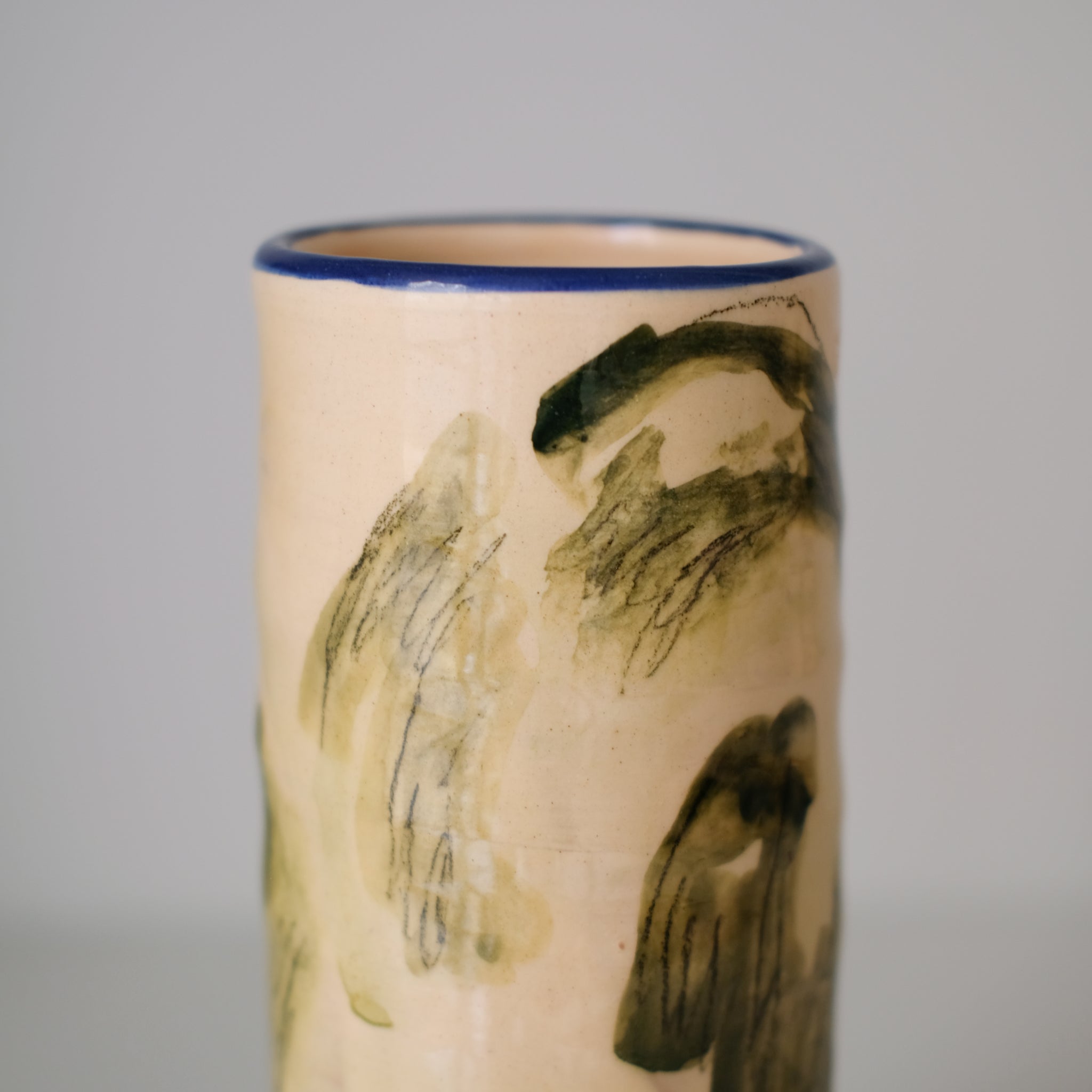 Vase SP26HB04 en faïence rouge H 23cm - Multicolore d'Héloise Bariol chez Brutal Ceramics