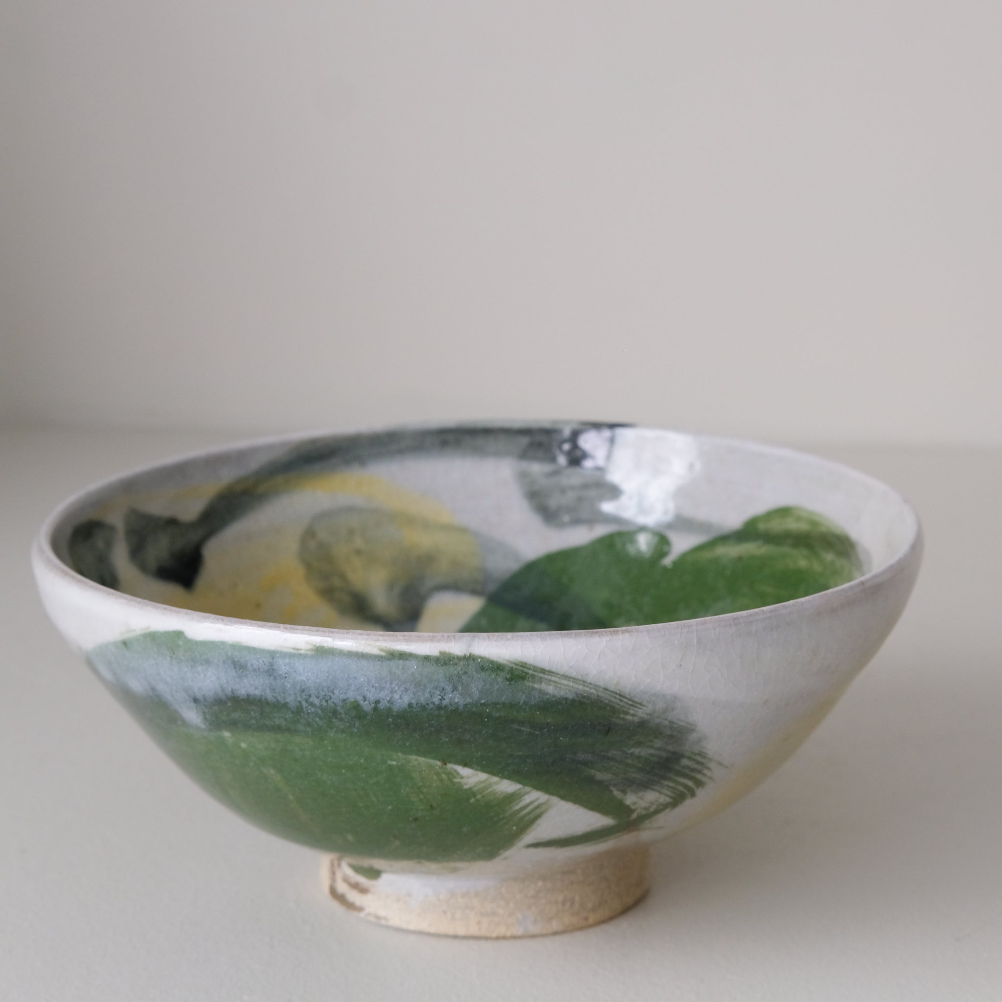 Saladier-Grand bol (I) en grès D19cm cuisson feu -multicolore de Maya Micenmacher chez Brutal Ceramics