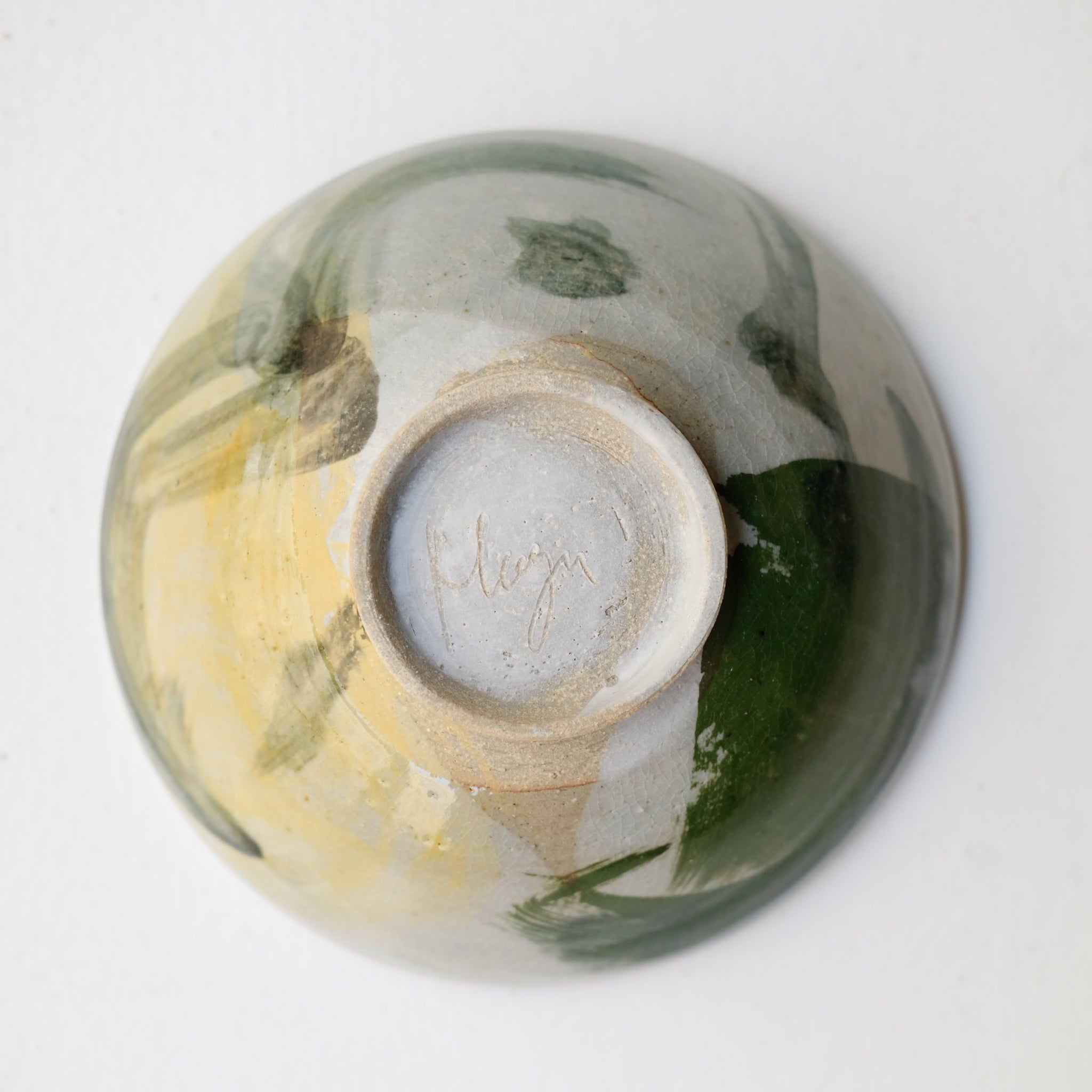 Saladier-Grand bol (I) en grès D19cm cuisson feu -multicolore de Maya Micenmacher chez Brutal Ceramics