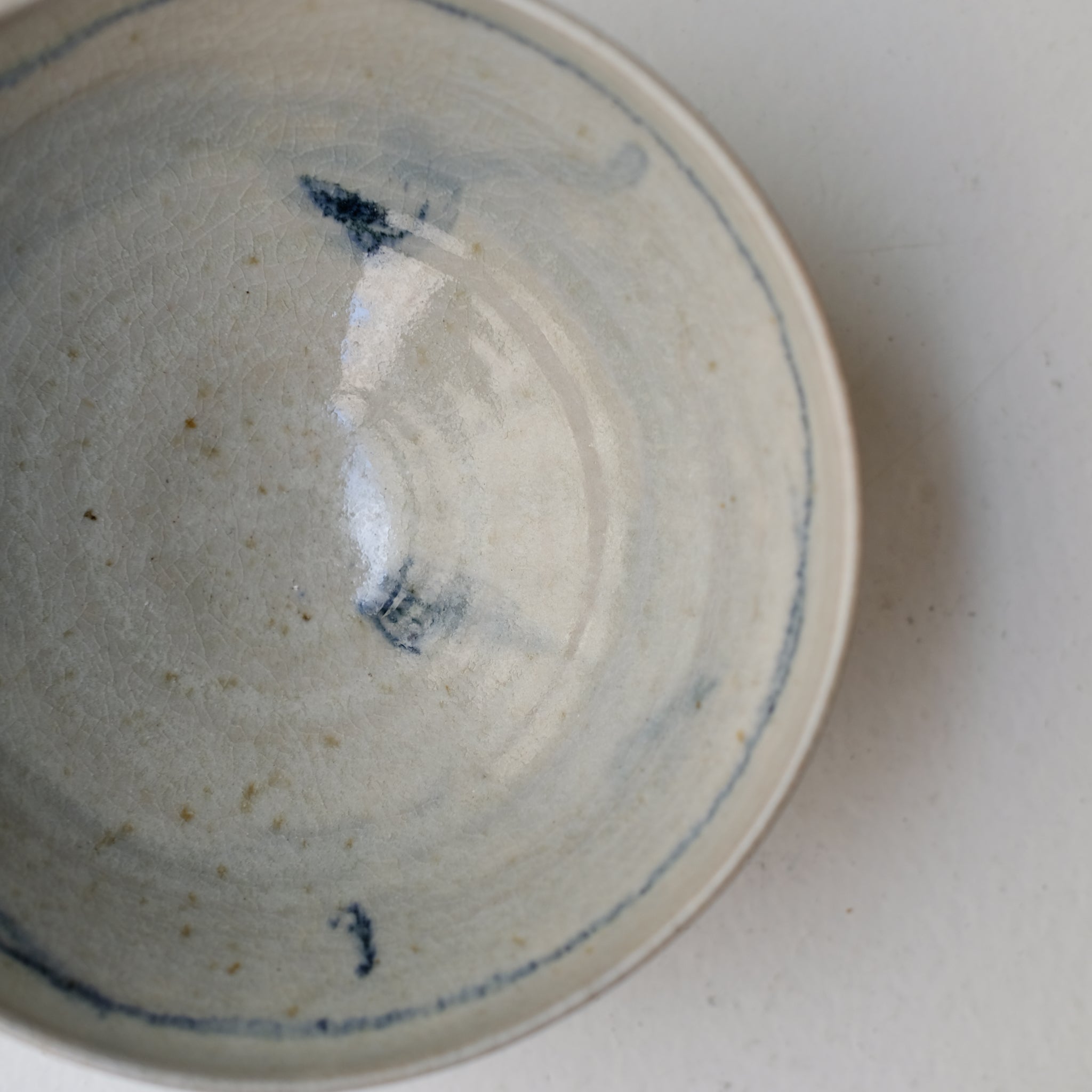 Bol (J) en grès D 15 cm cuisson feu - bleu de Maya Micenmacher chez Brutal Ceramics