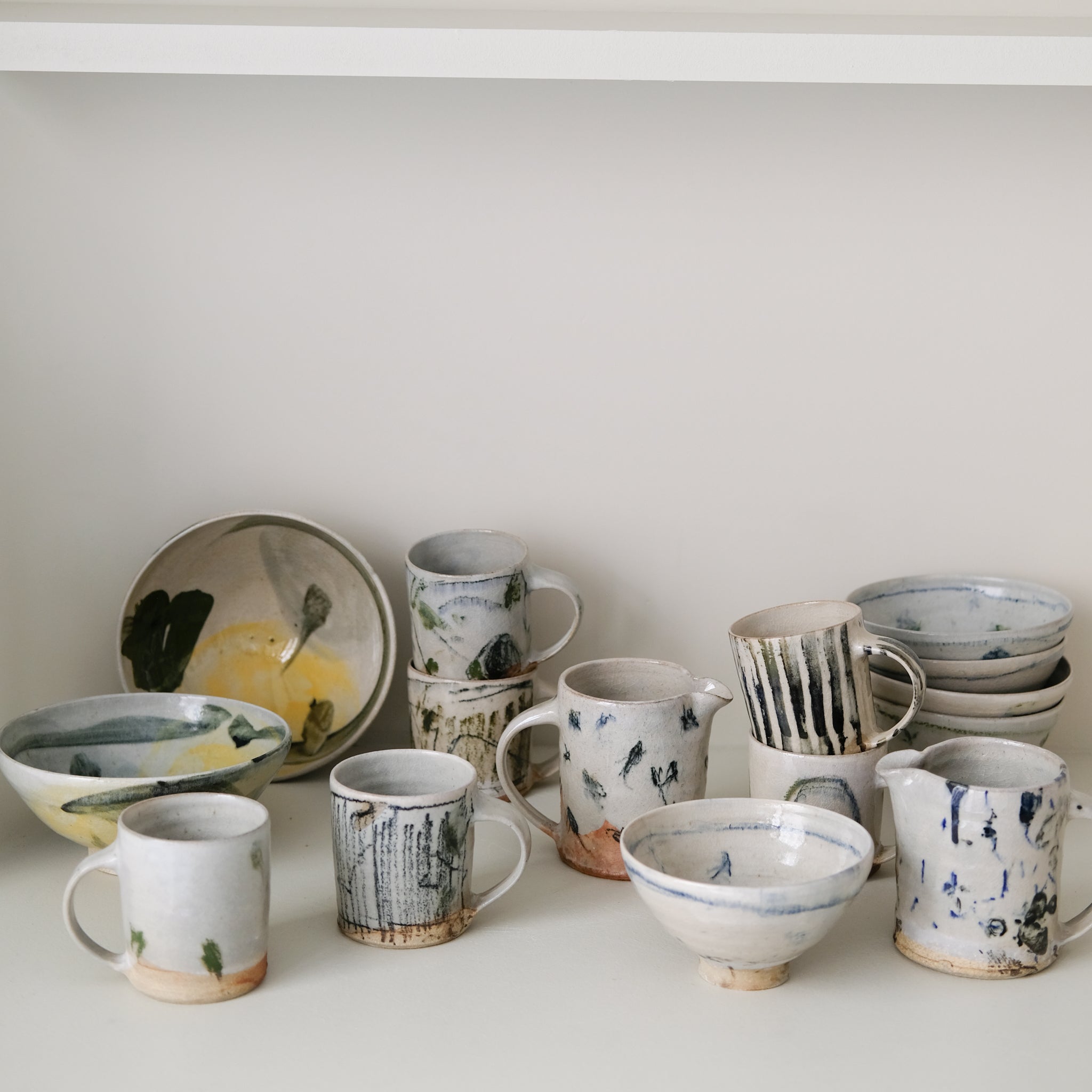 Bol (L) en grès D 15 cm cuisson feu - vert de Maya Micenmacher chez Brutal Ceramics