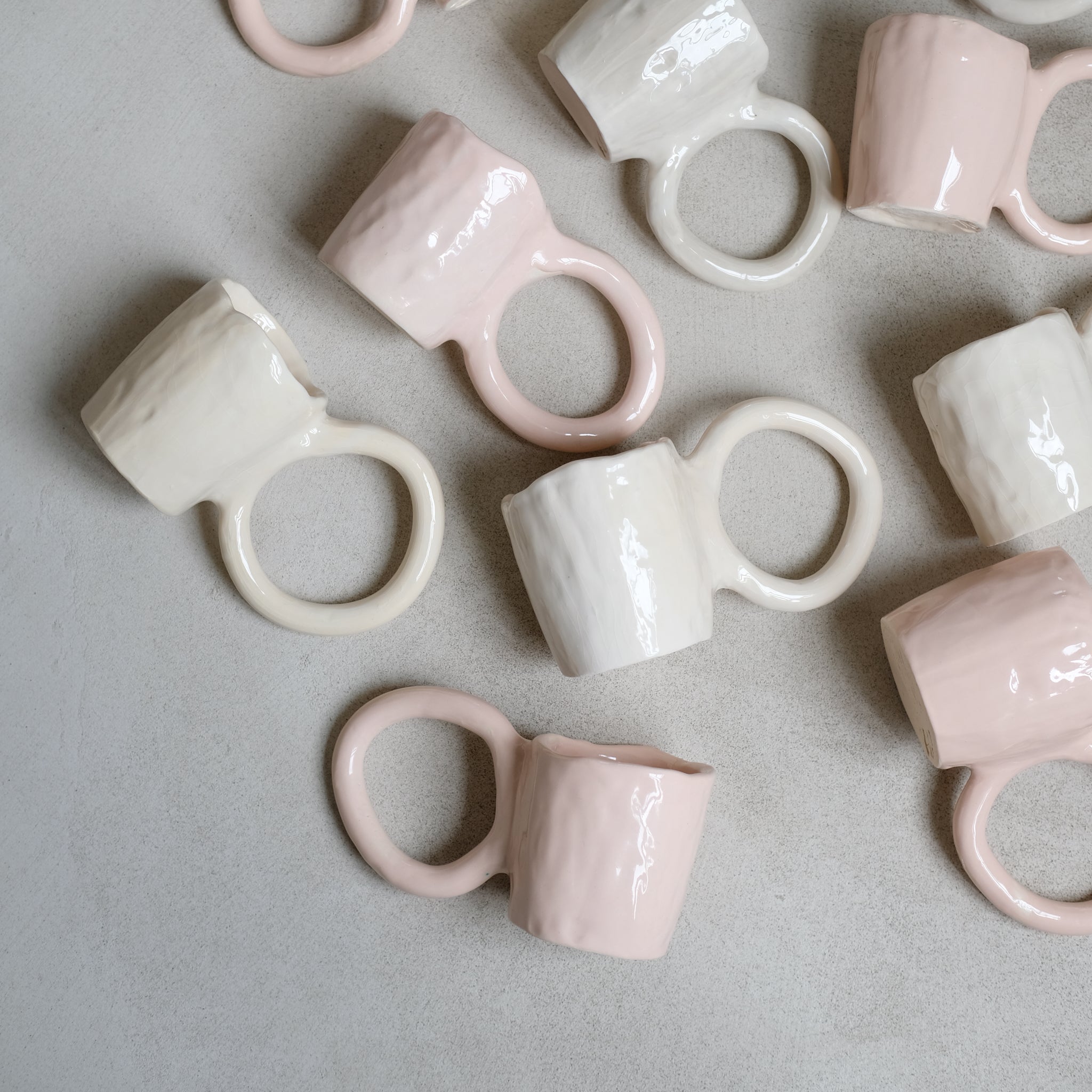 Mug Donut 160ml / Sucre Vanille de Pia Chevalier chez Brutal Ceramics