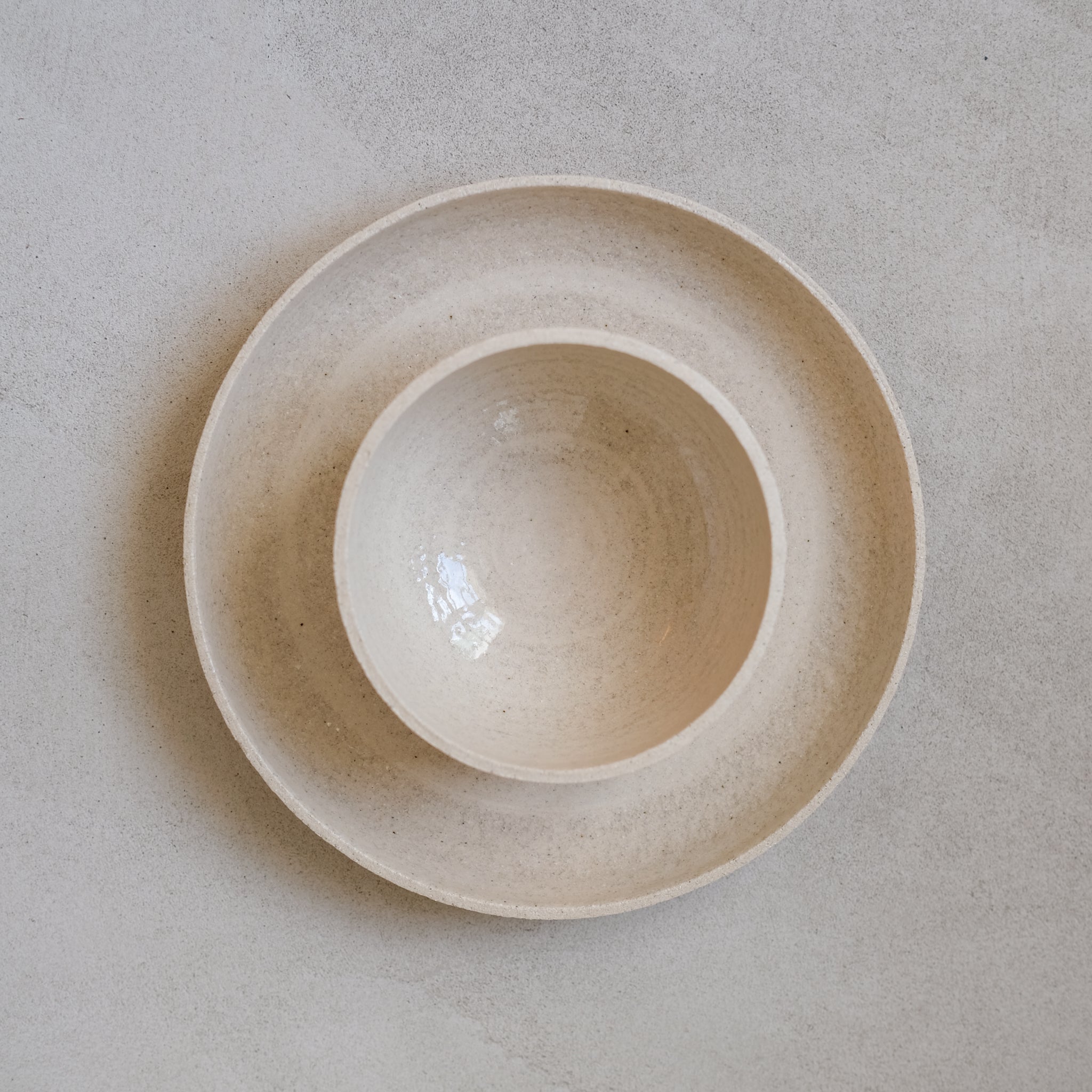 Bol en grès blanc chamotté par Studio Racines chez Brutal Ceramics