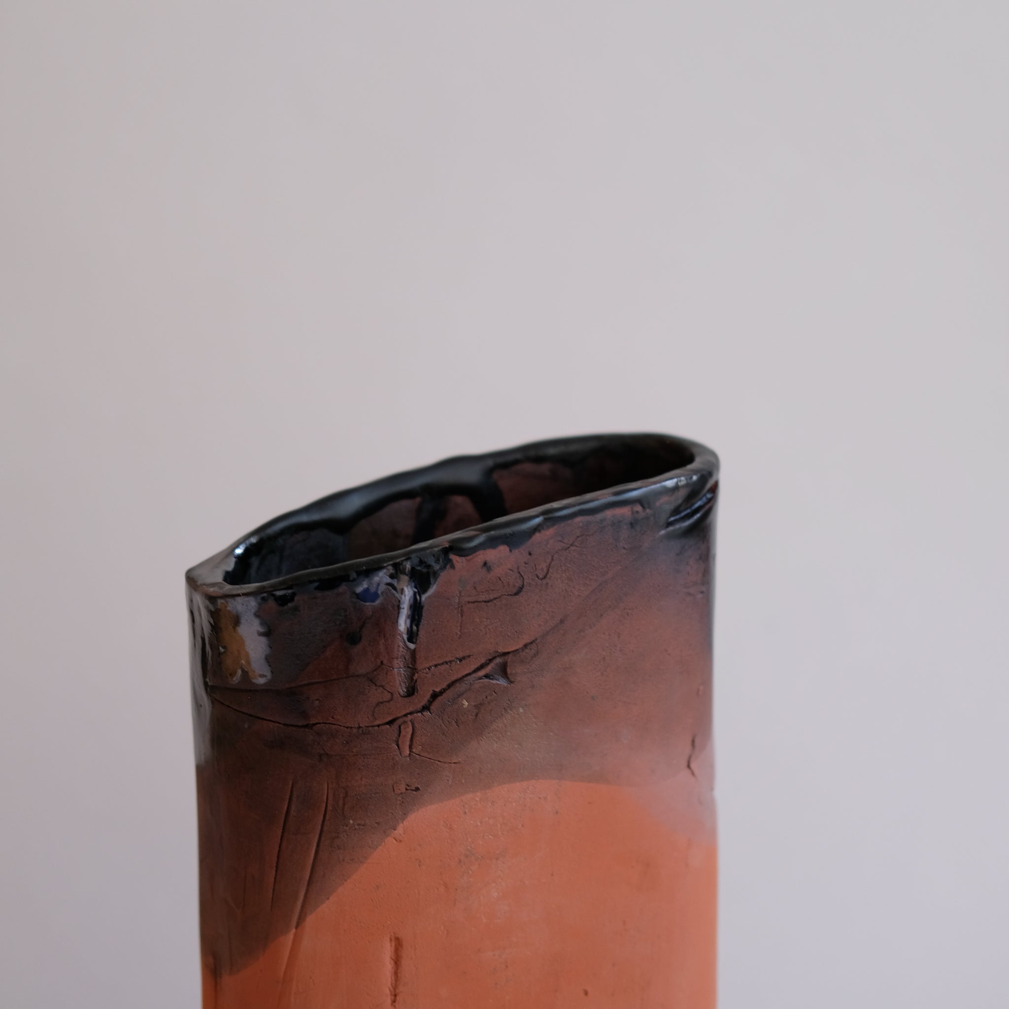 Vase Kume 29 par Emmanuelle Roule pour Brutal Ceramics