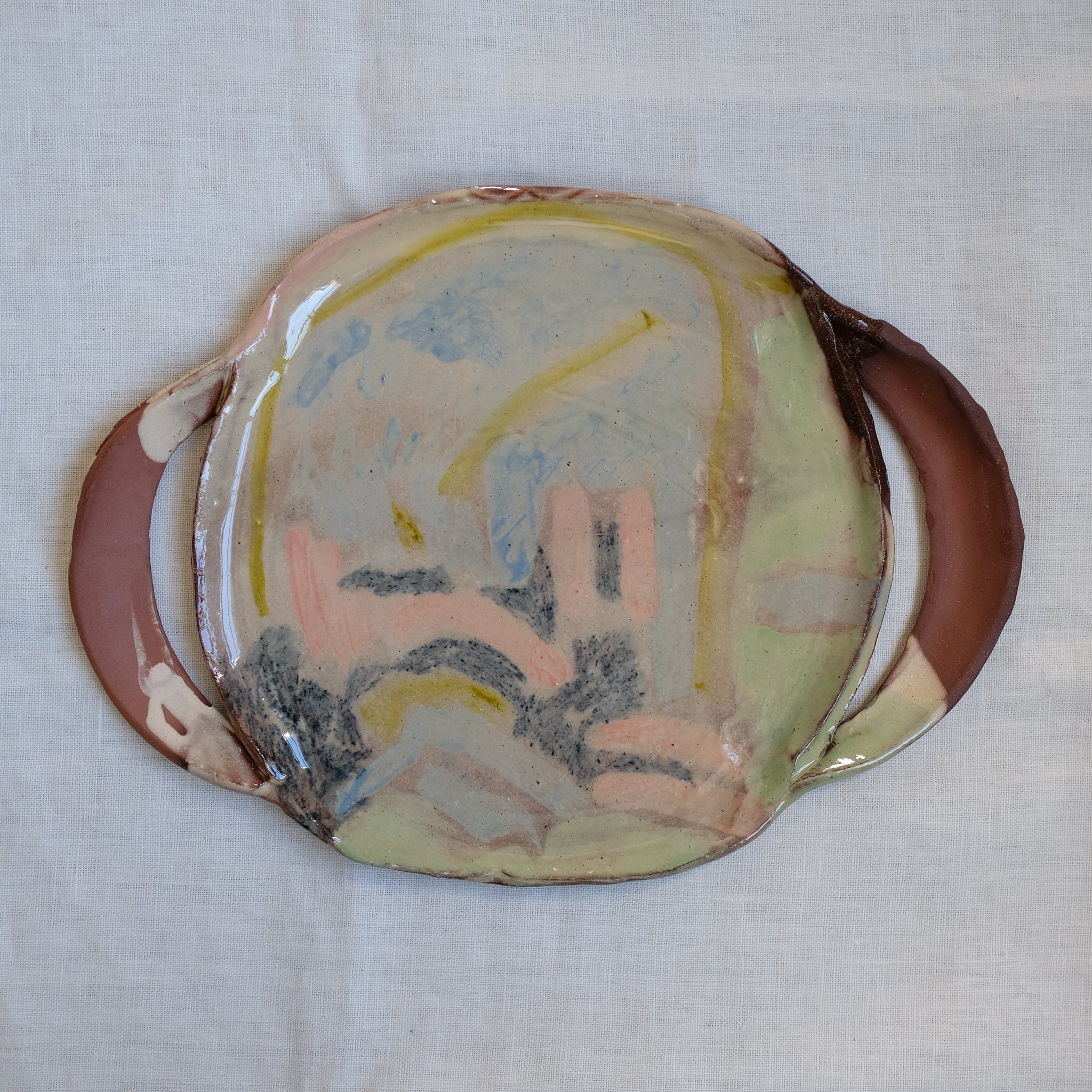 Plat Ansé 02 multicolore par Héloïse Bariol chez Brutal Ceramics
