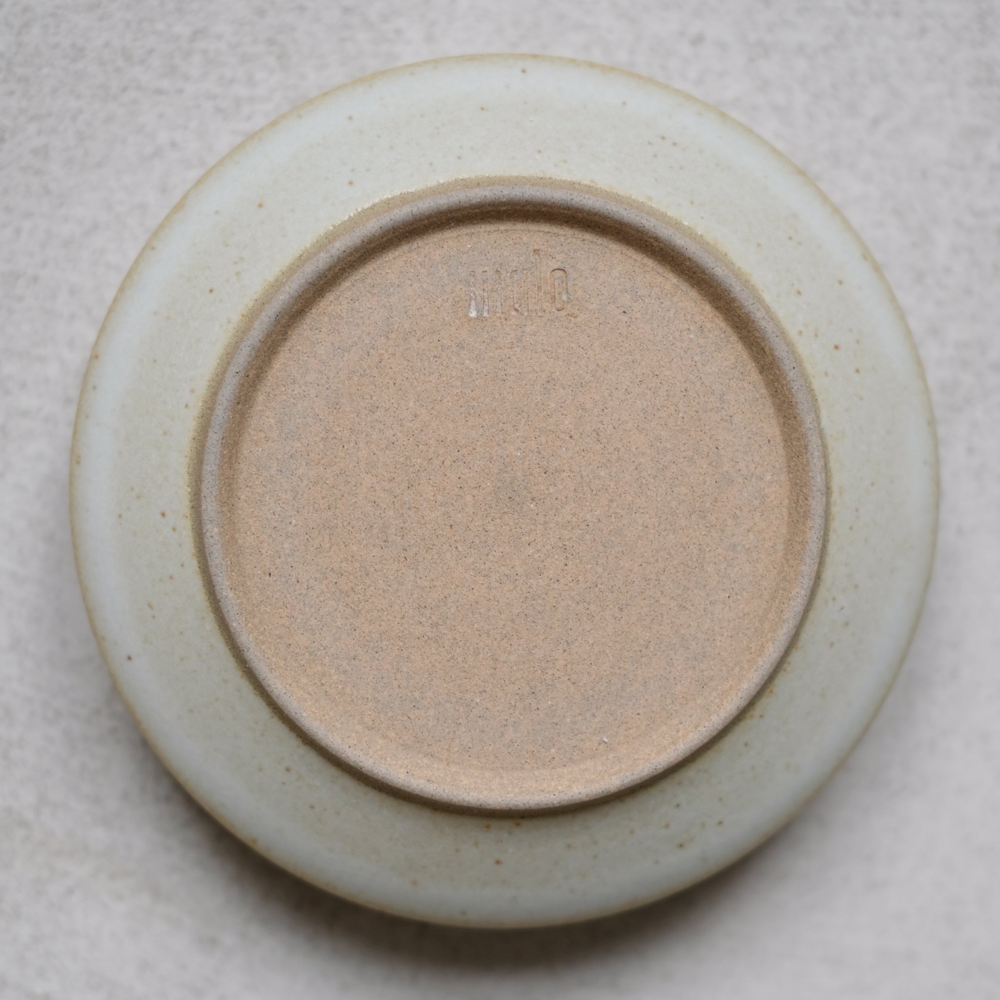 Bol à en Grès blanc cassé par Malo chez Brutal Ceramics