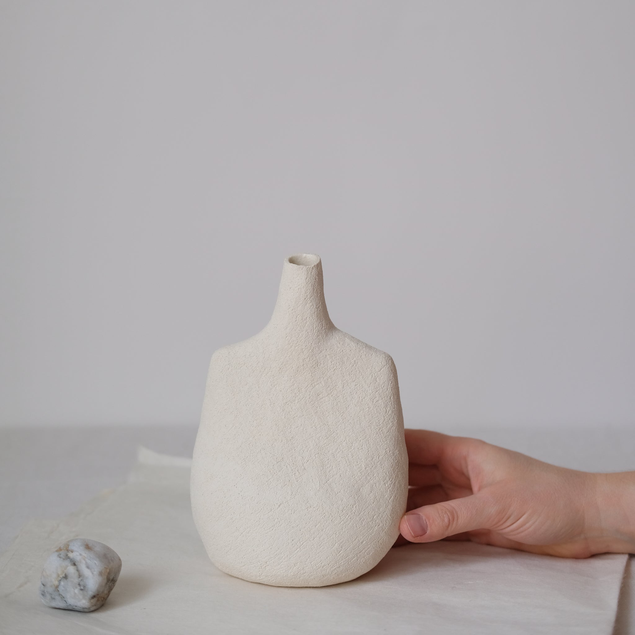 Grand vase Oiseau_04 - Blanc par Stéphanie Petit chez Brutal