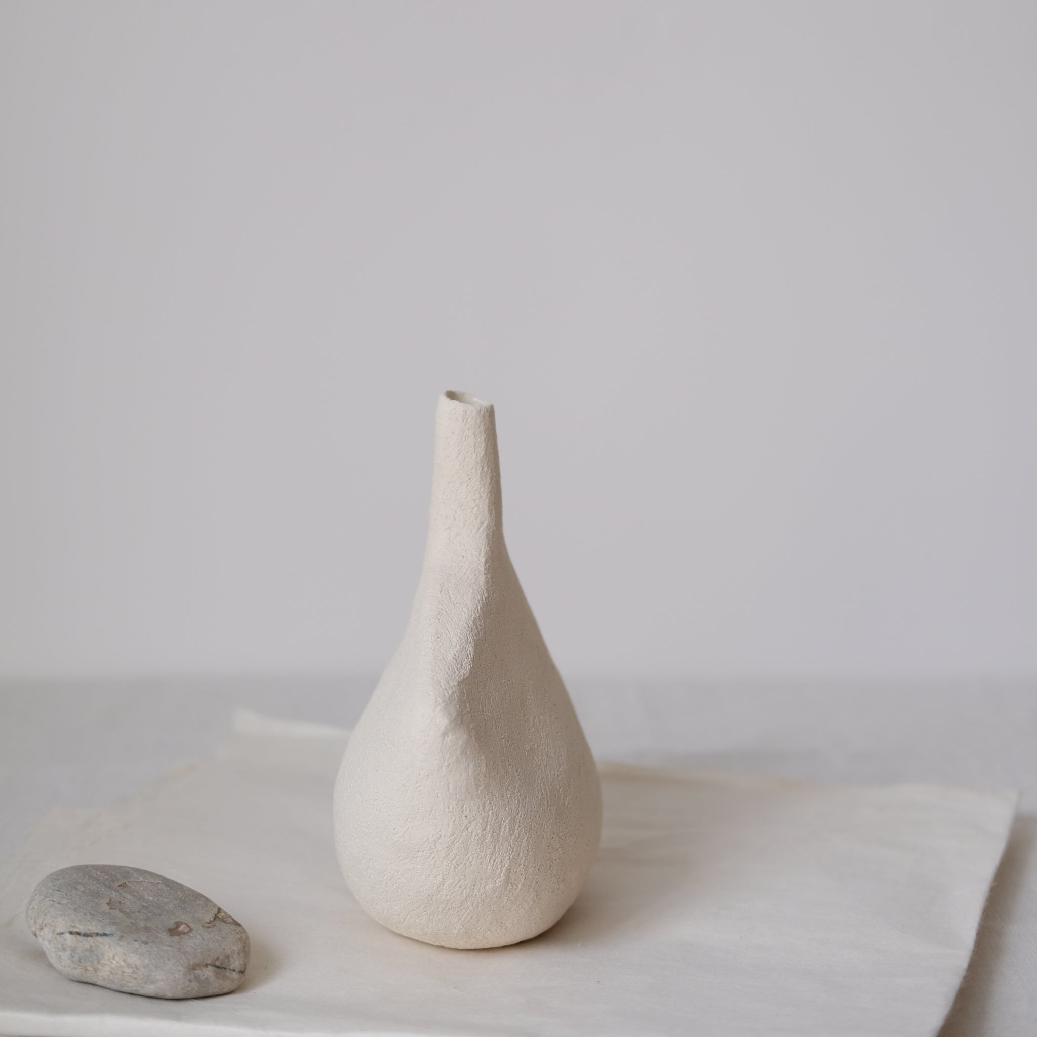 Grand vase Oiseau_05 - Blanc par Stéphanie Petit chez Brutal