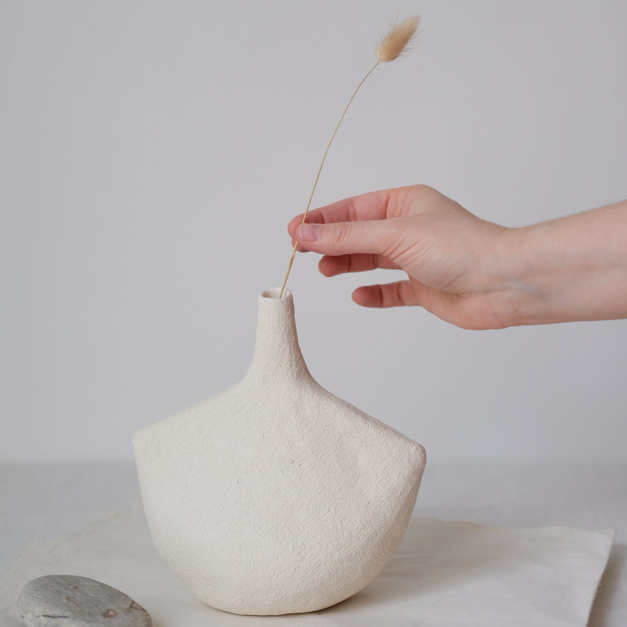 Grand vase Oiseau_05 - Blanc par Stéphanie Petit chez Brutal