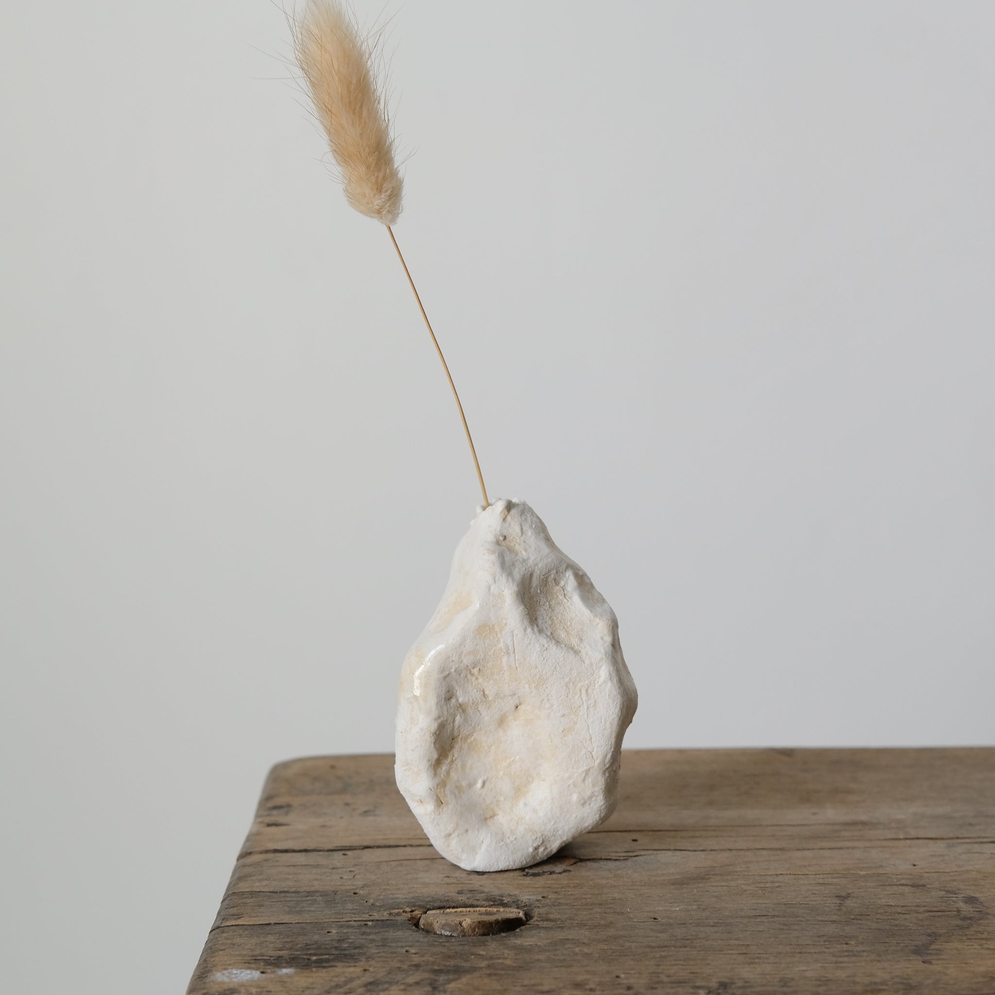 Vase Kyoto, Japan, 2018 de Yellow Nose Studio chez Brutal Ceramics