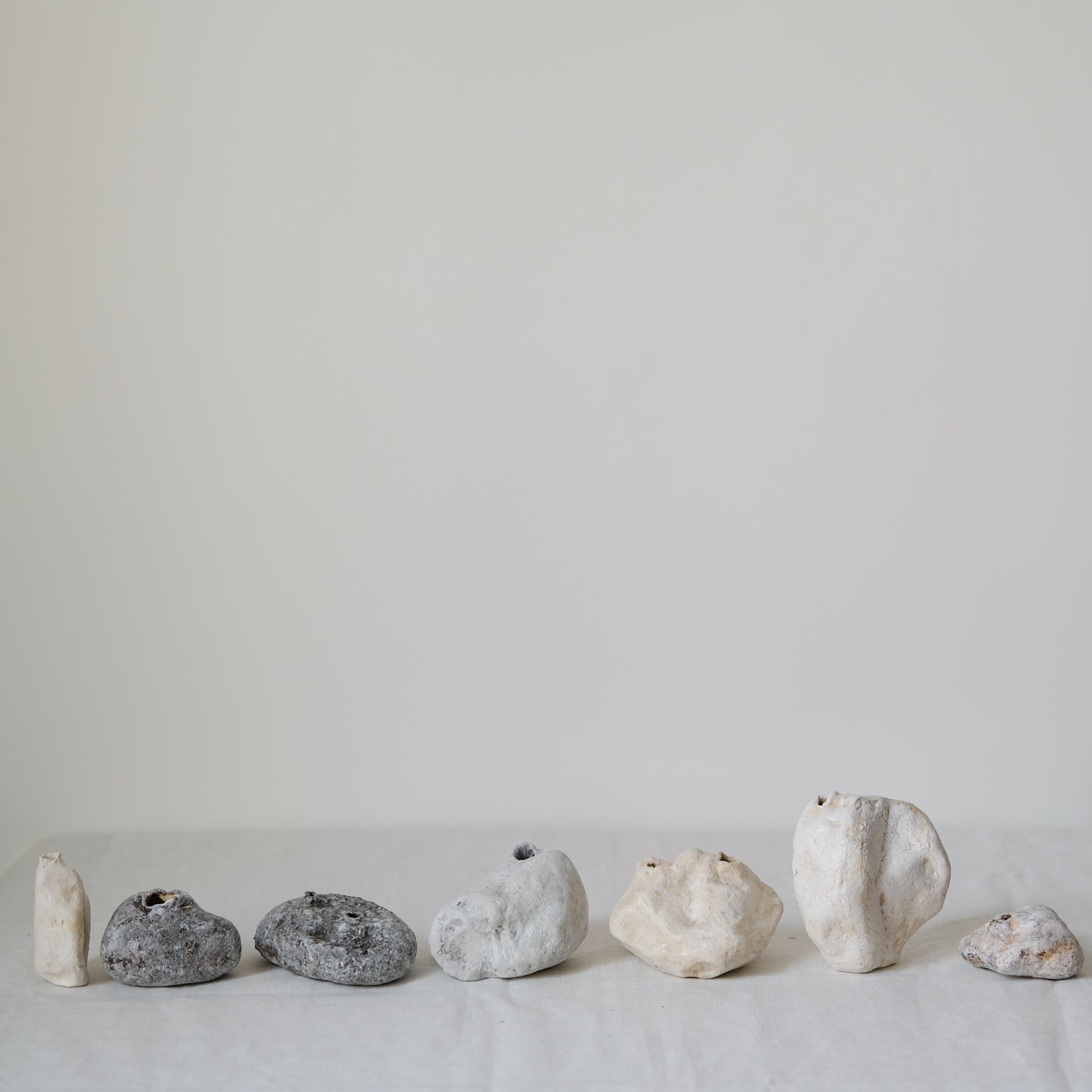 Vase Kyoto, Japan, 2018 de Yellow Nose Studio chez Brutal Ceramics
