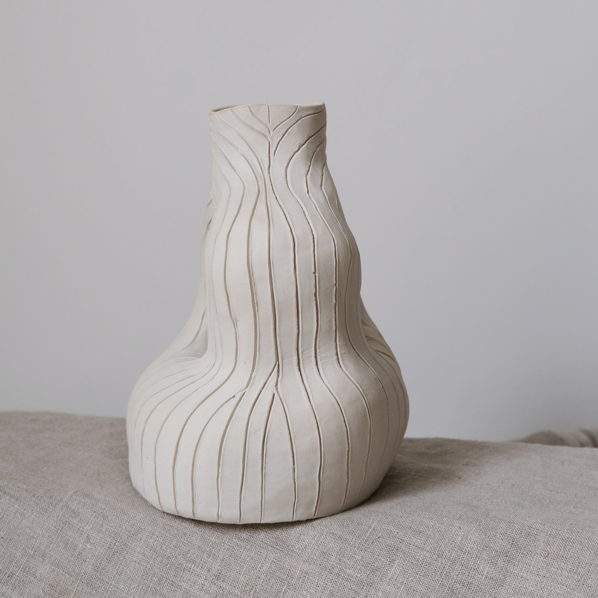 Vase en grès par mr céramiques chez Brutal Ceramics