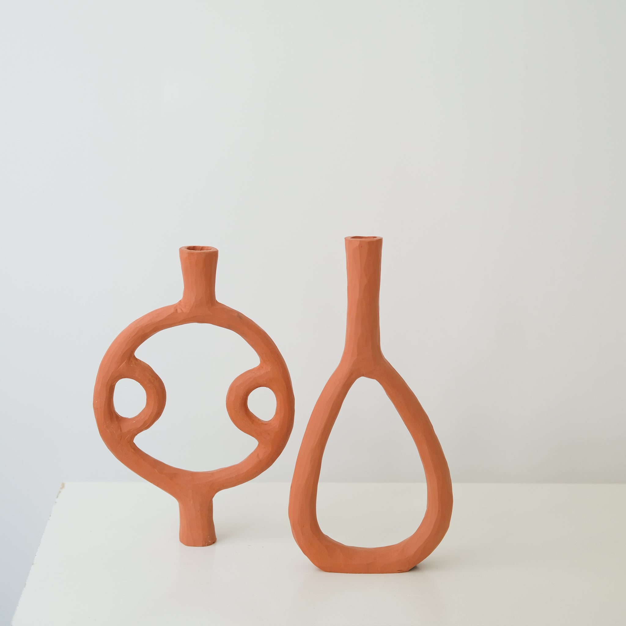 Bougeoir 02 H 34,5cm par Rosi Mistou pour Brutal Ceramics