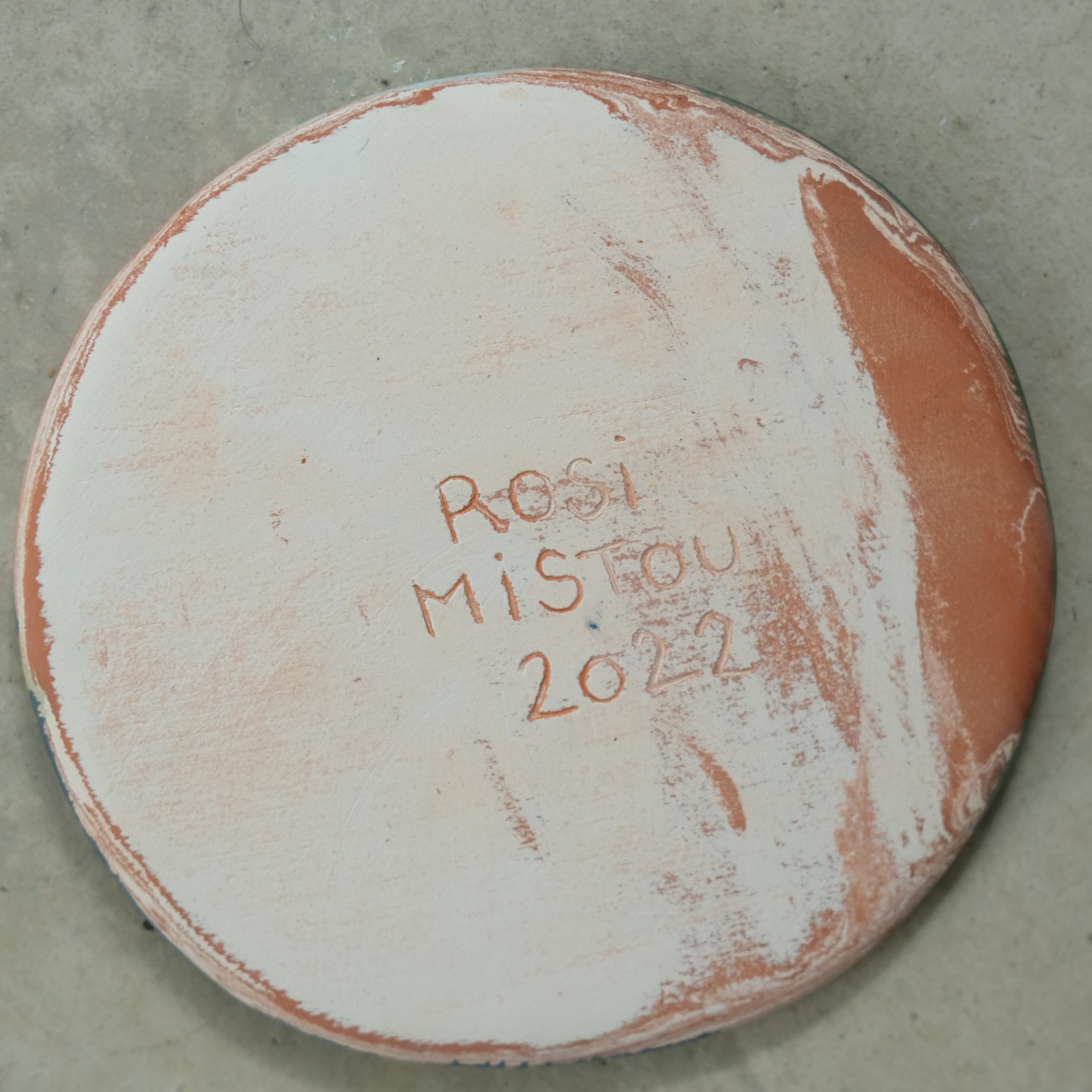 Assiette plate 15cm Bastia par Rosi Mistou pour Brutal Ceramics