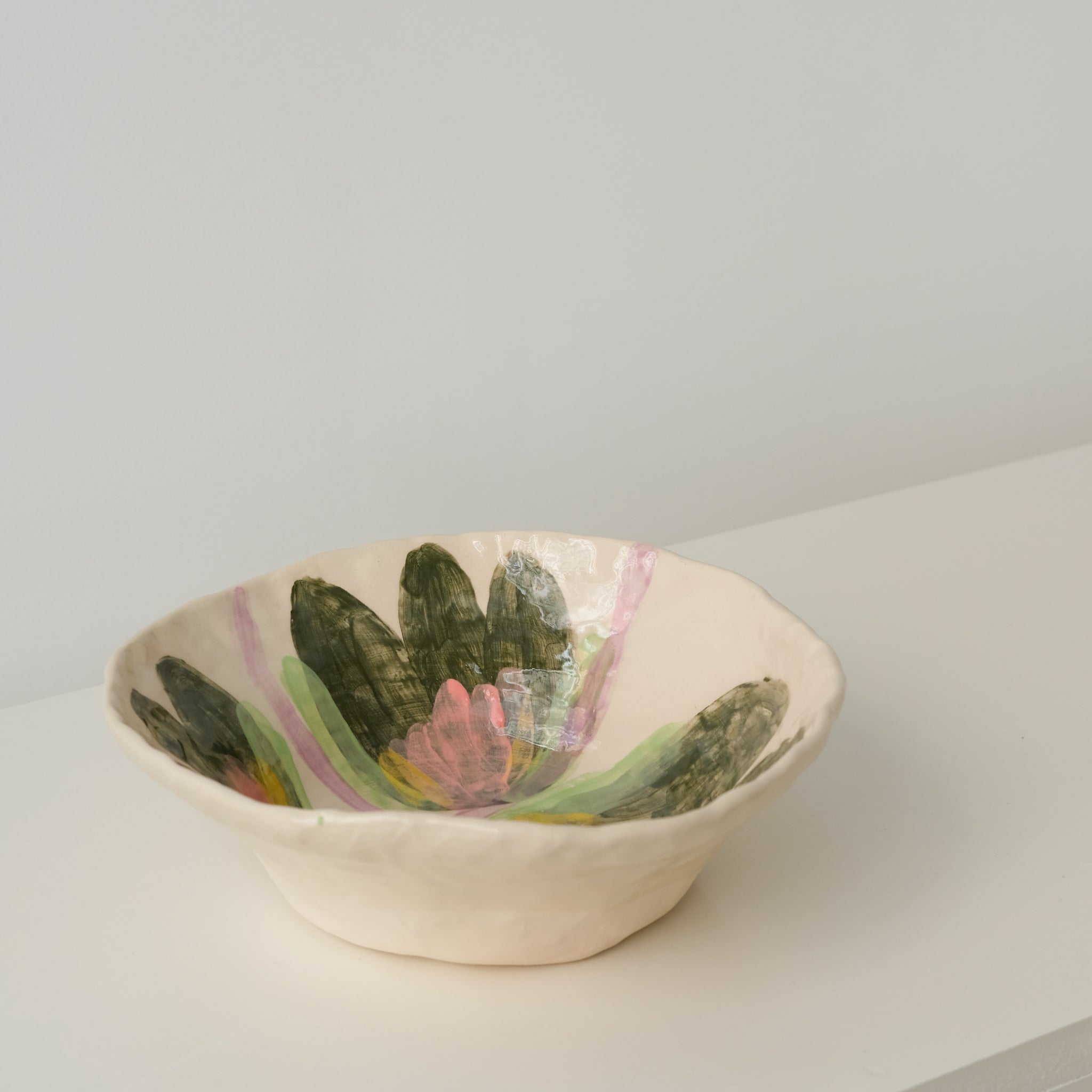 Saladier en faïence H 18cm Fleurs de Samantha Kerdine pour Brutal