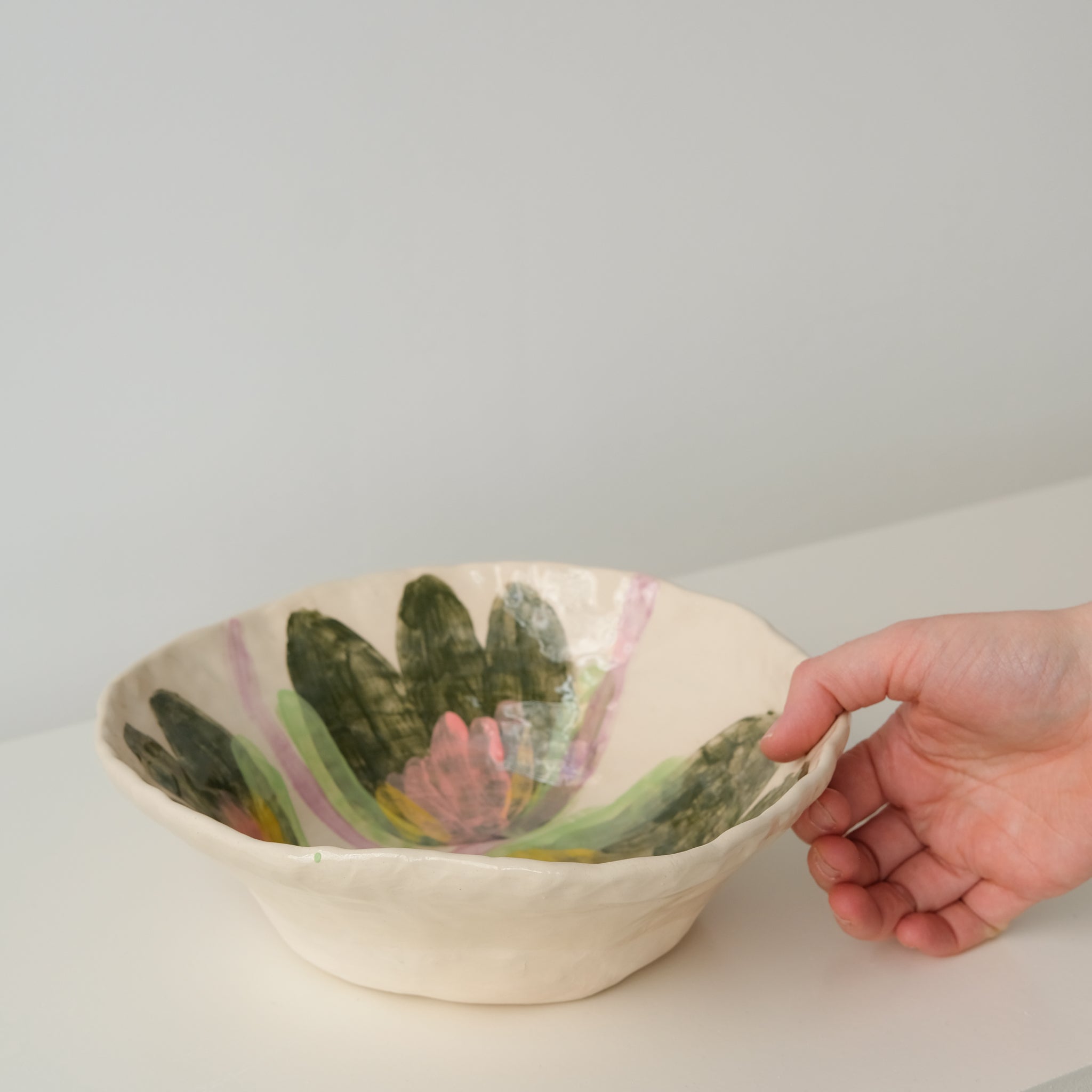 Saladier en faïence H 18cm Fleurs de Samantha Kerdine pour Brutal