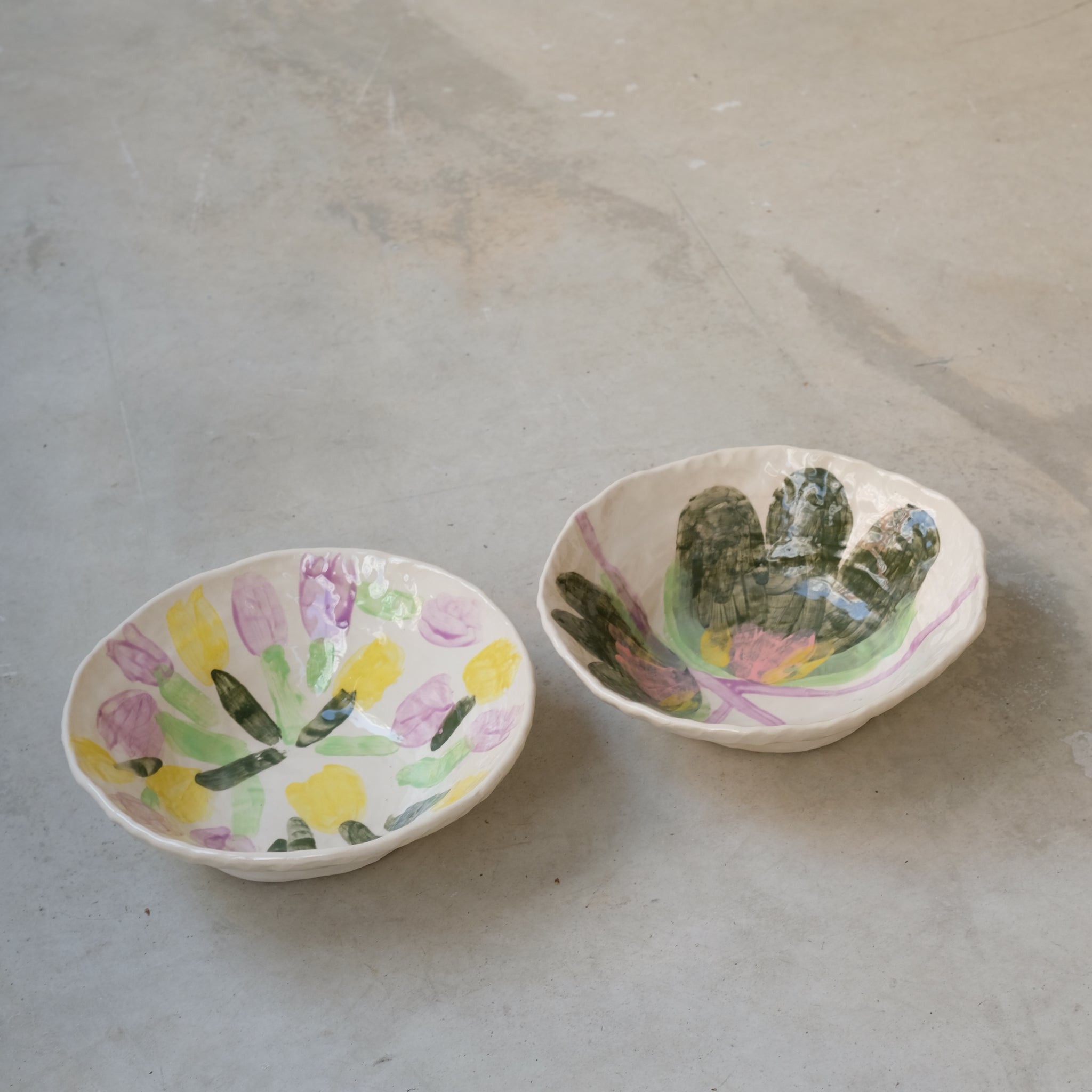 Saladier en faïence H 18cm Fleurs de Samantha Kerdine pour Brutal