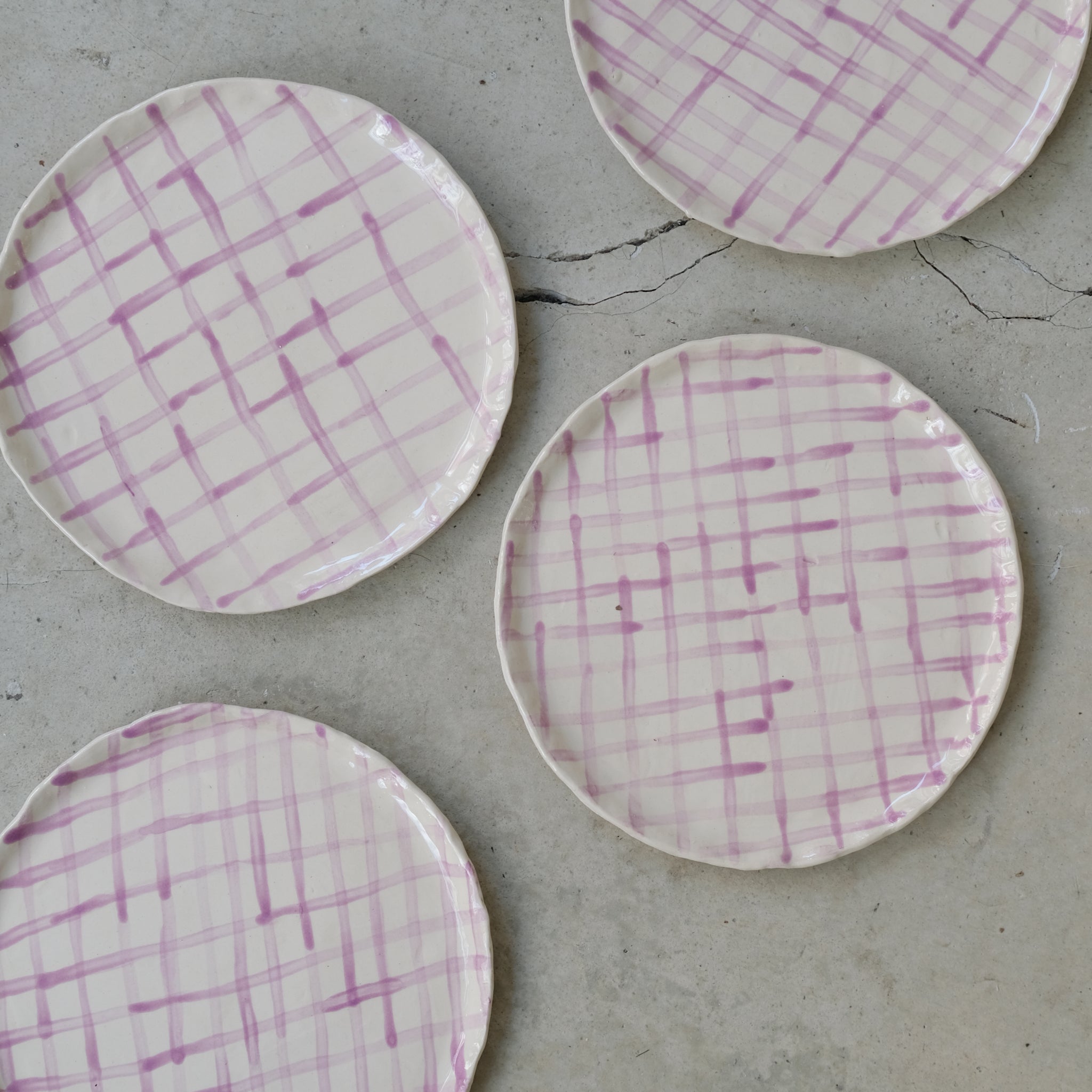 Assiette faïence D 17cm - rayures, violet Samantha Kerdine pour Brutal