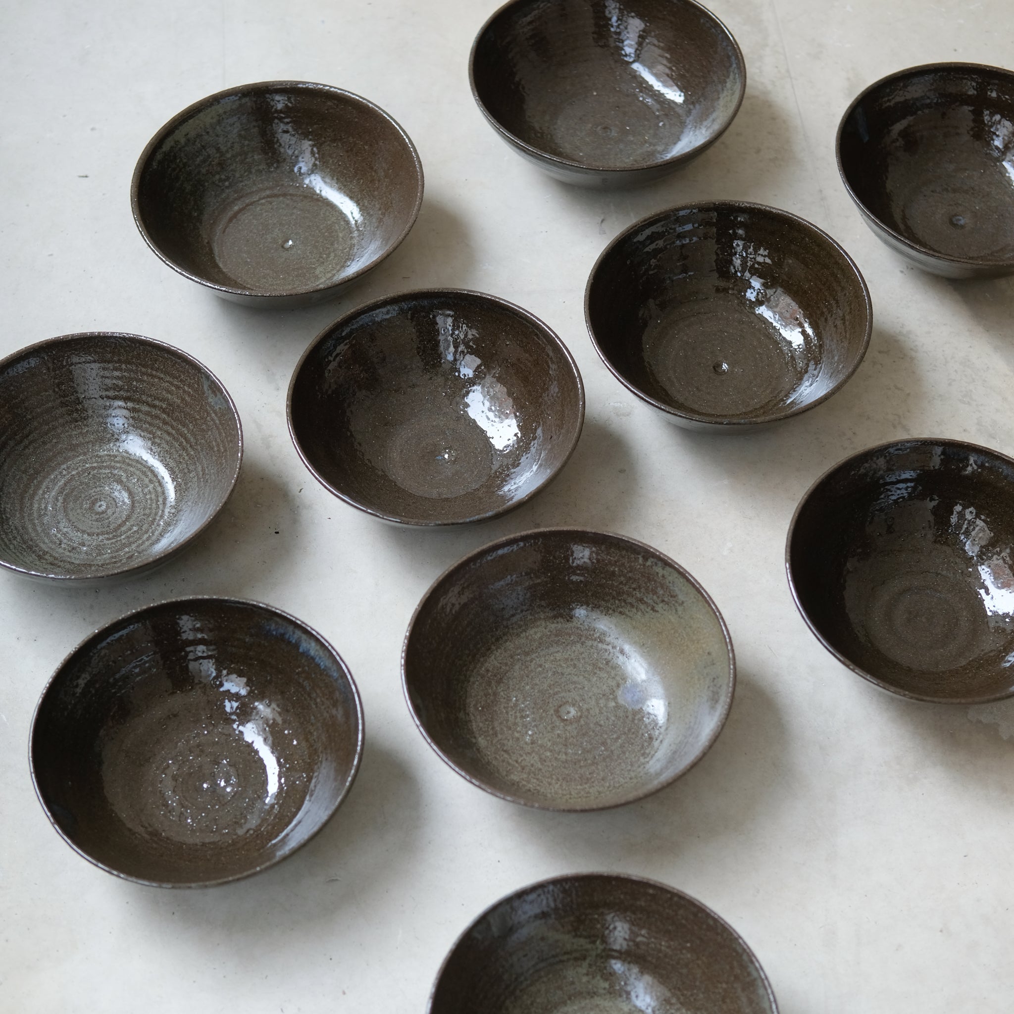 Red stoneware bowl D 19cm - Dark green