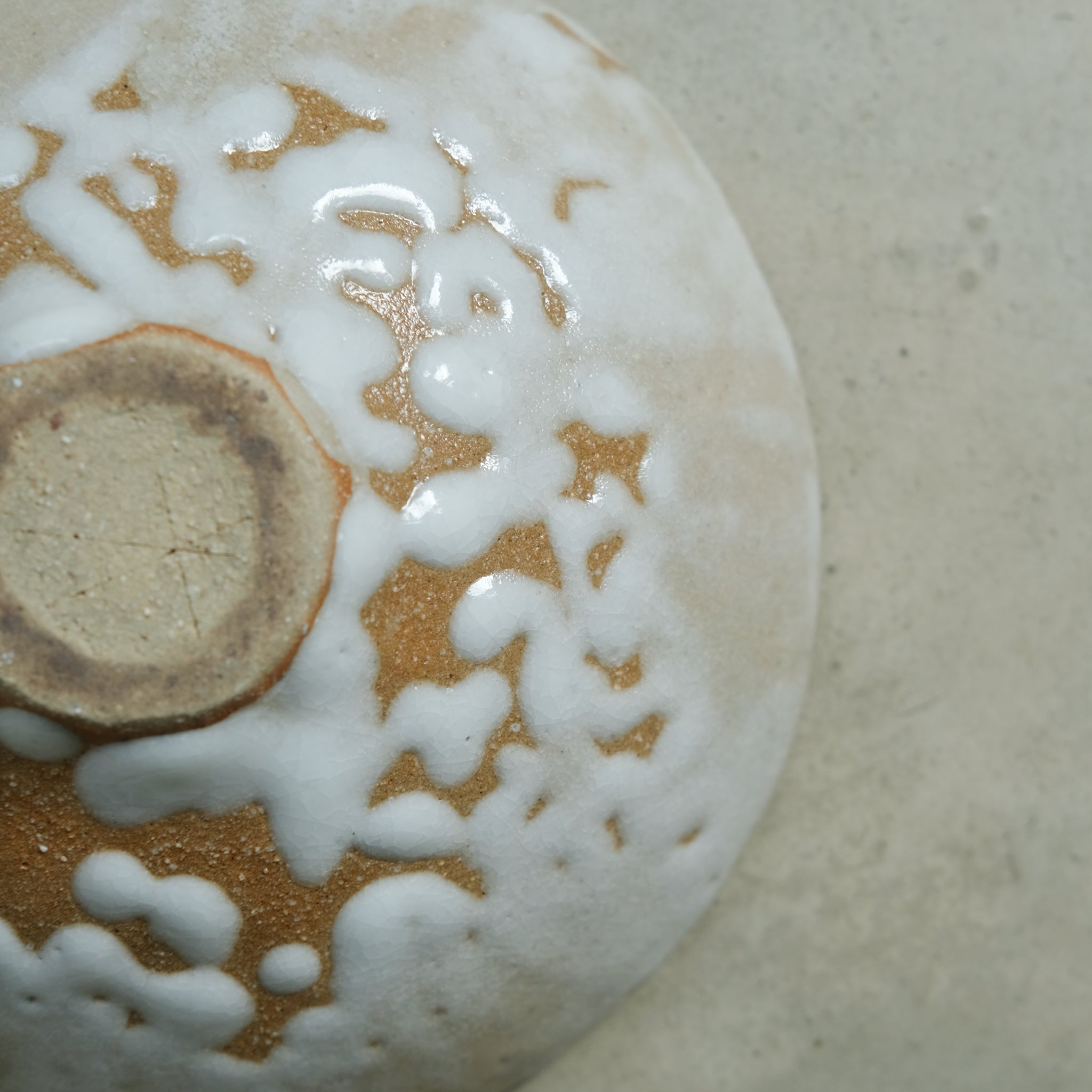 Bol en grès roux D 17cm(a) - Beige de Cups cups cups chez Brutal Ceramics