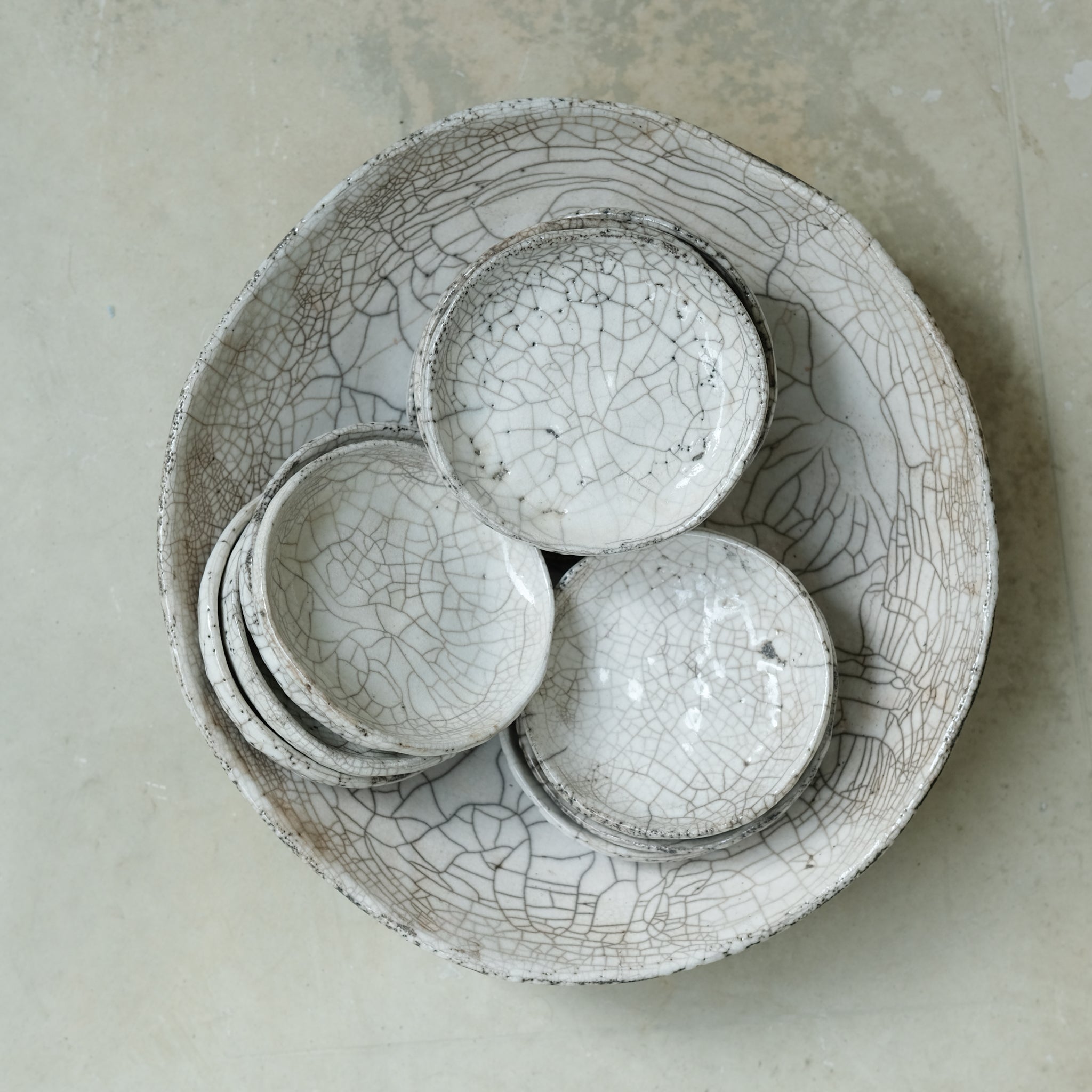 Coupe Raku en grès par la céramiste Potry chez Brutal Ceramics