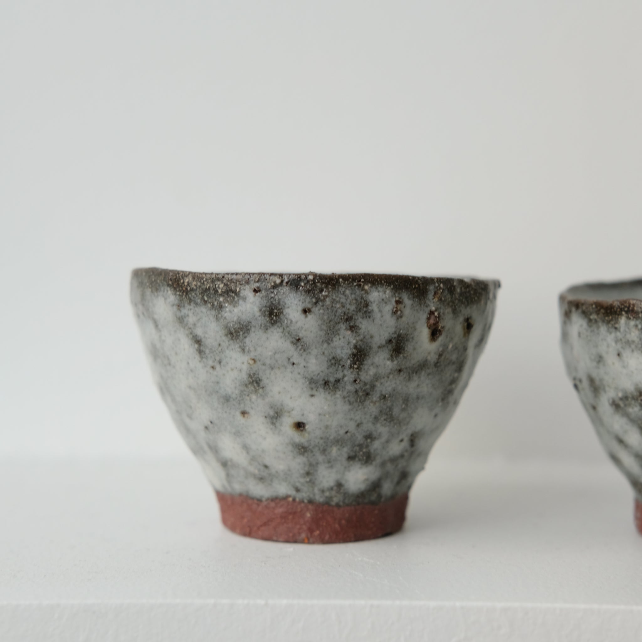Tasse ristretto en terre glanée 50 ml - Blanc satiné par Potry pour Brutal Ceramics