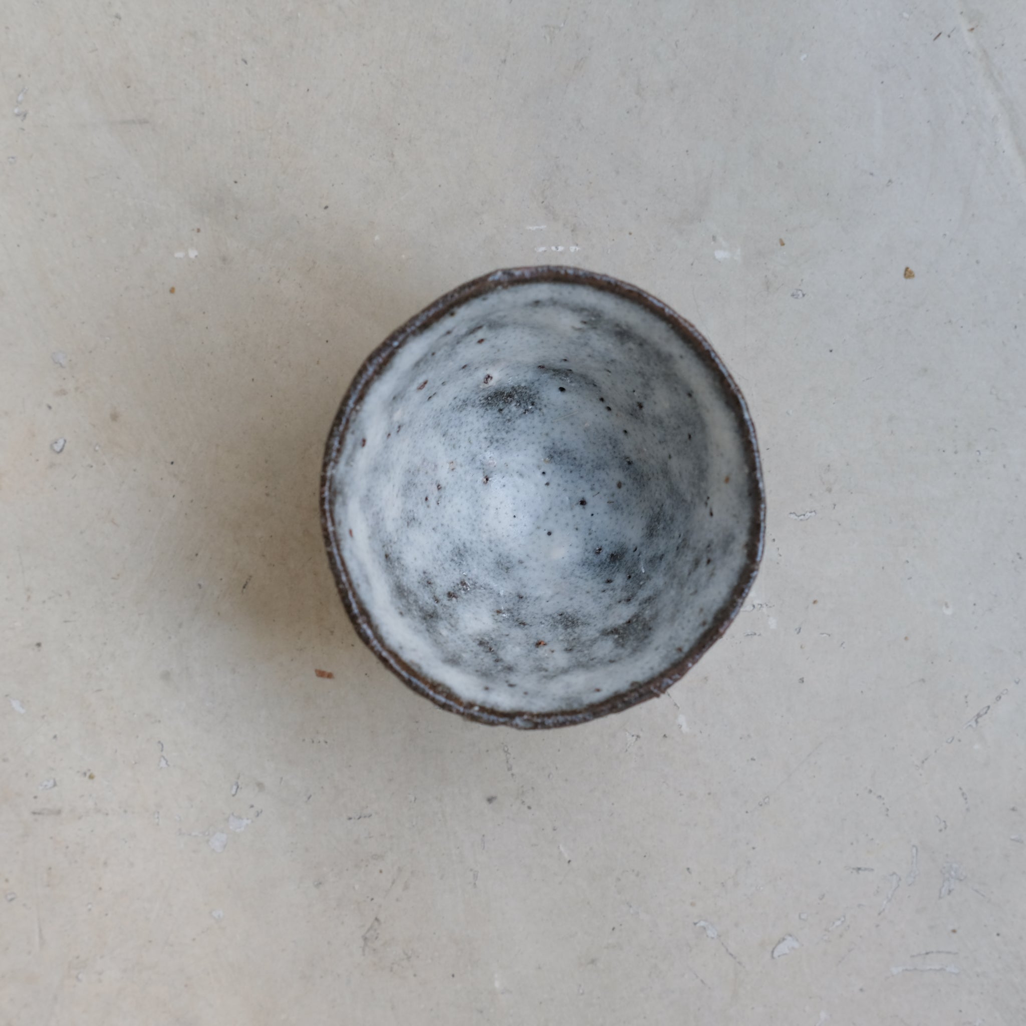 Tasse ristretto en terre glanée 50 ml - Blanc satiné par Potry pour Brutal Ceramics