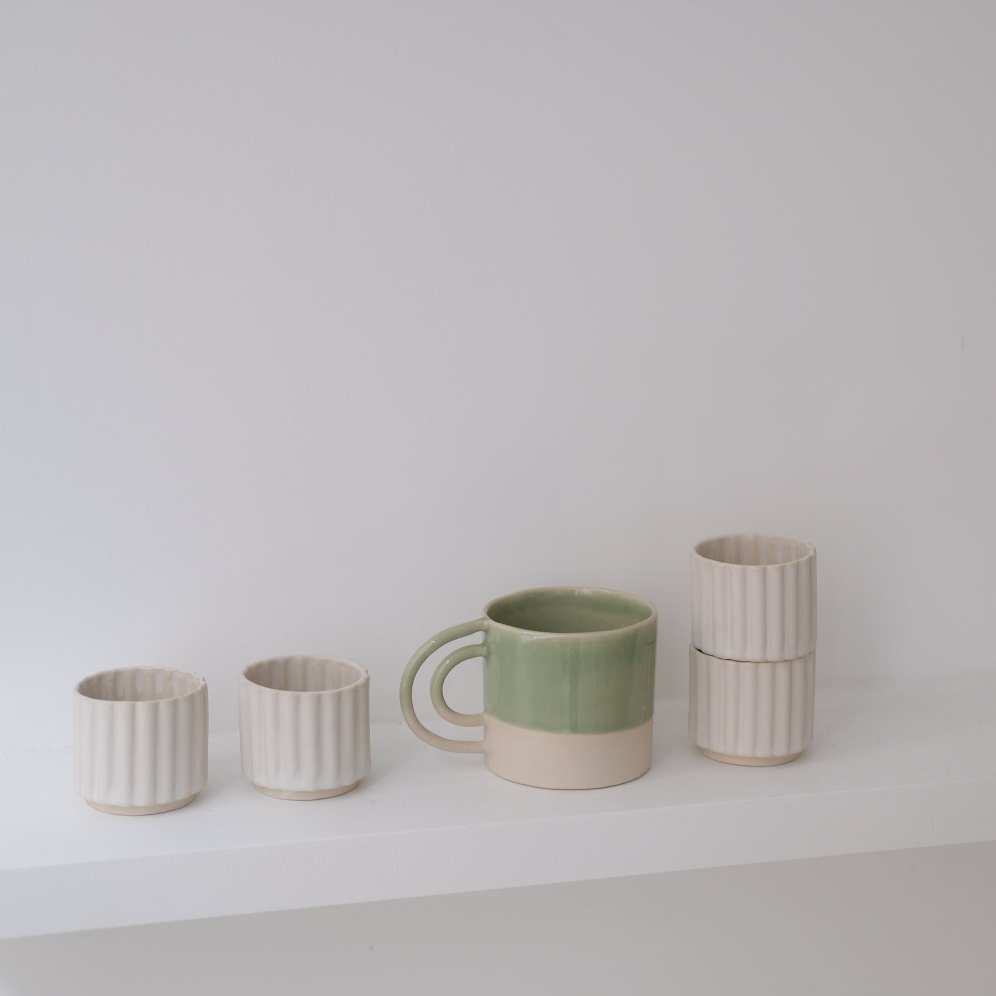 Tasse expresso de la designer d'objet Camille Esnée chez Brutal