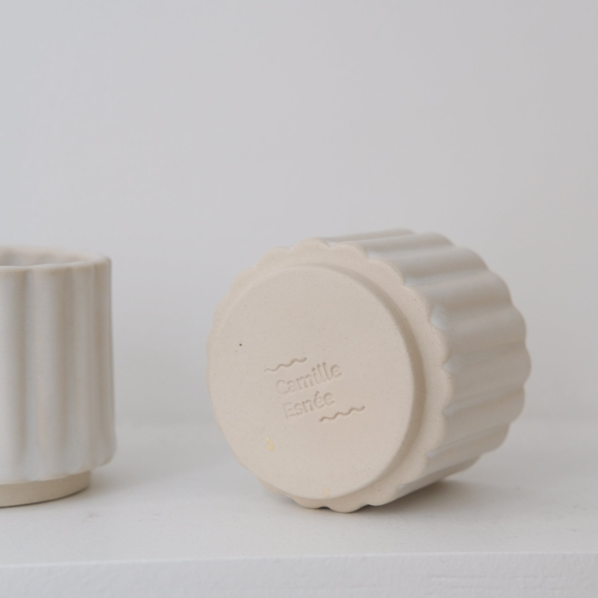 Tasse expresso de la designer d'objet Camille Esnée chez Brutal