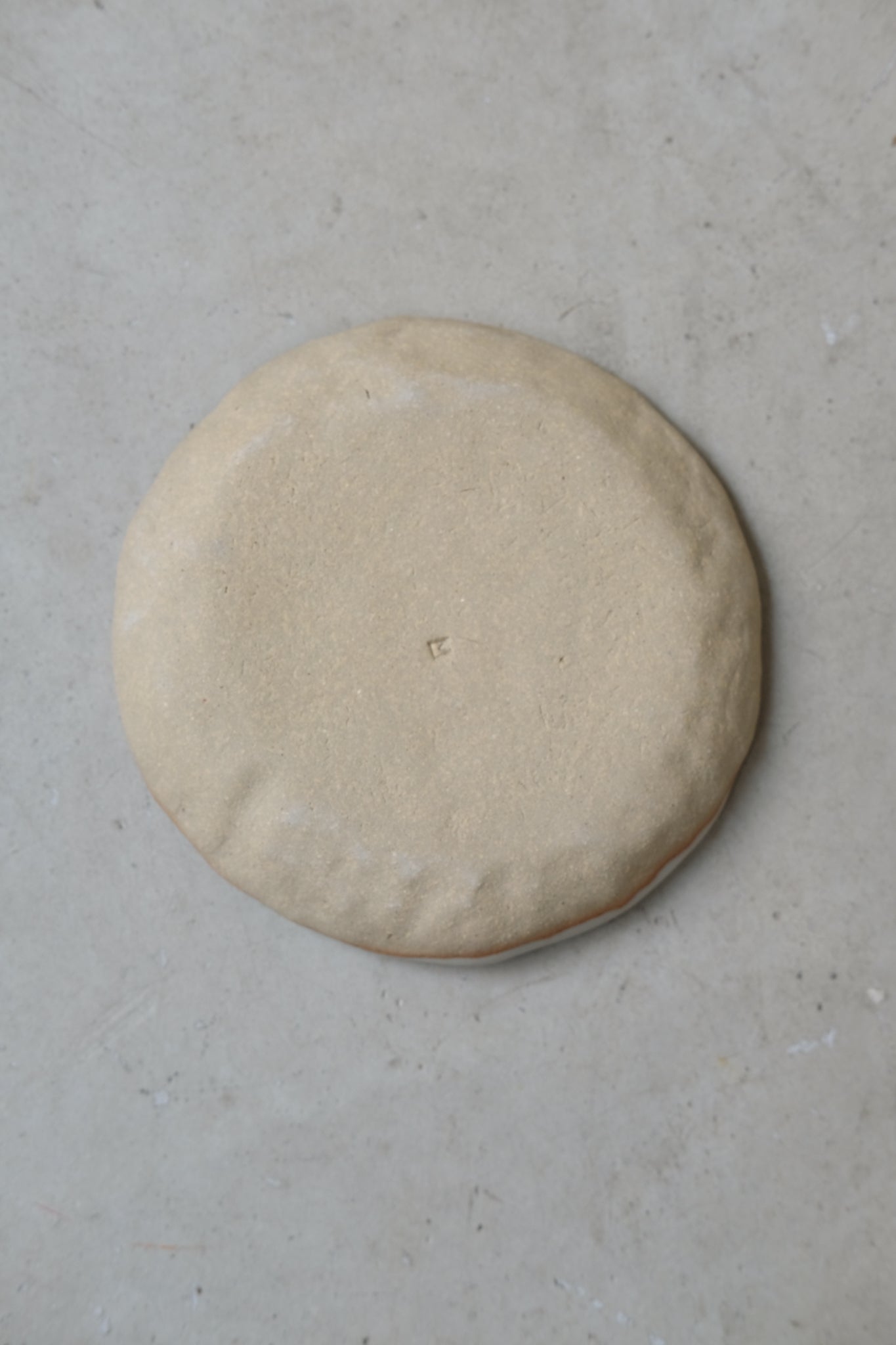 Coupelle en grès D 11cm- Bleu et blanc de Lola Moreau chez Brutal Ceramics