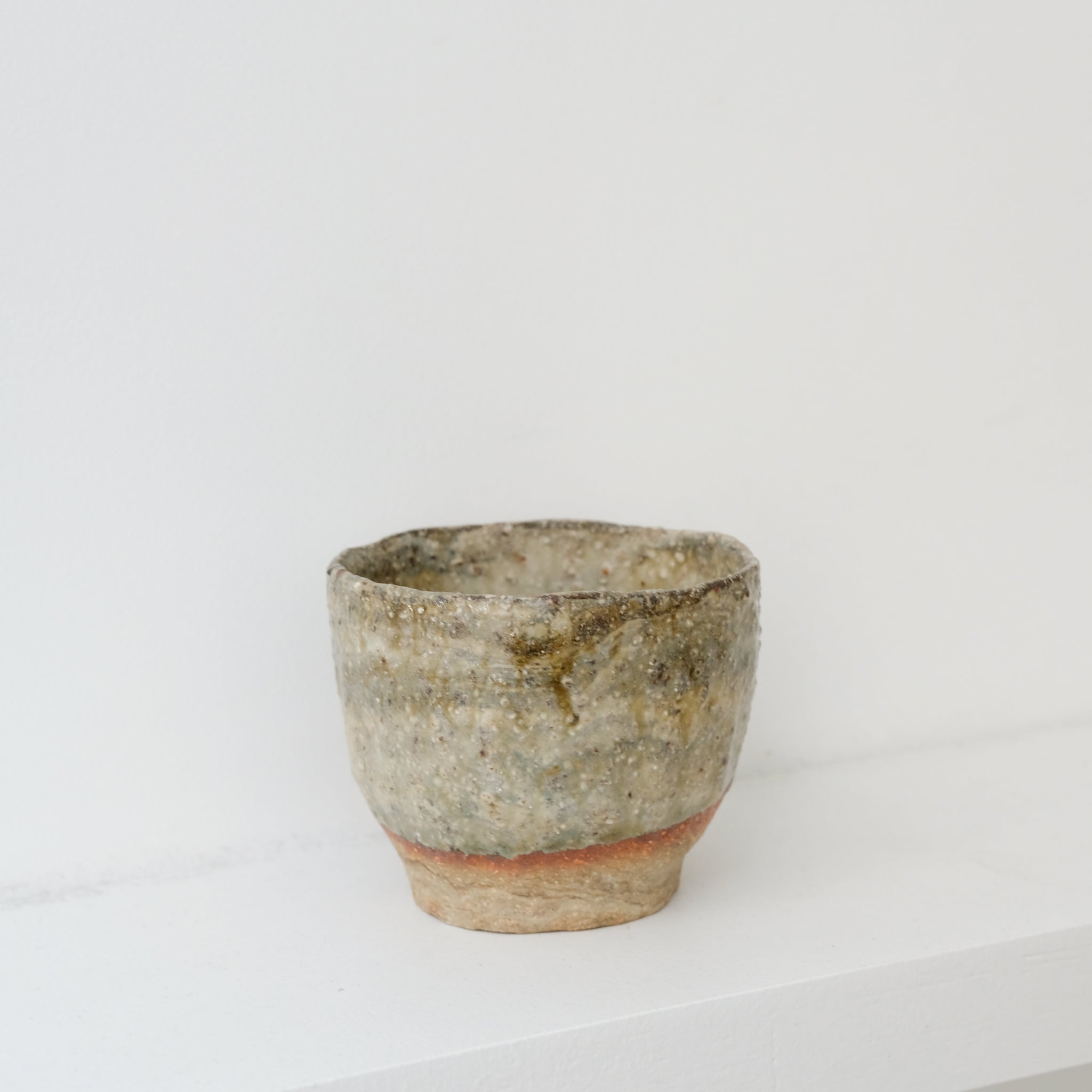 Tasse en terre glanée 150ml - Vert Gris de Judith Lasry pour Brutal